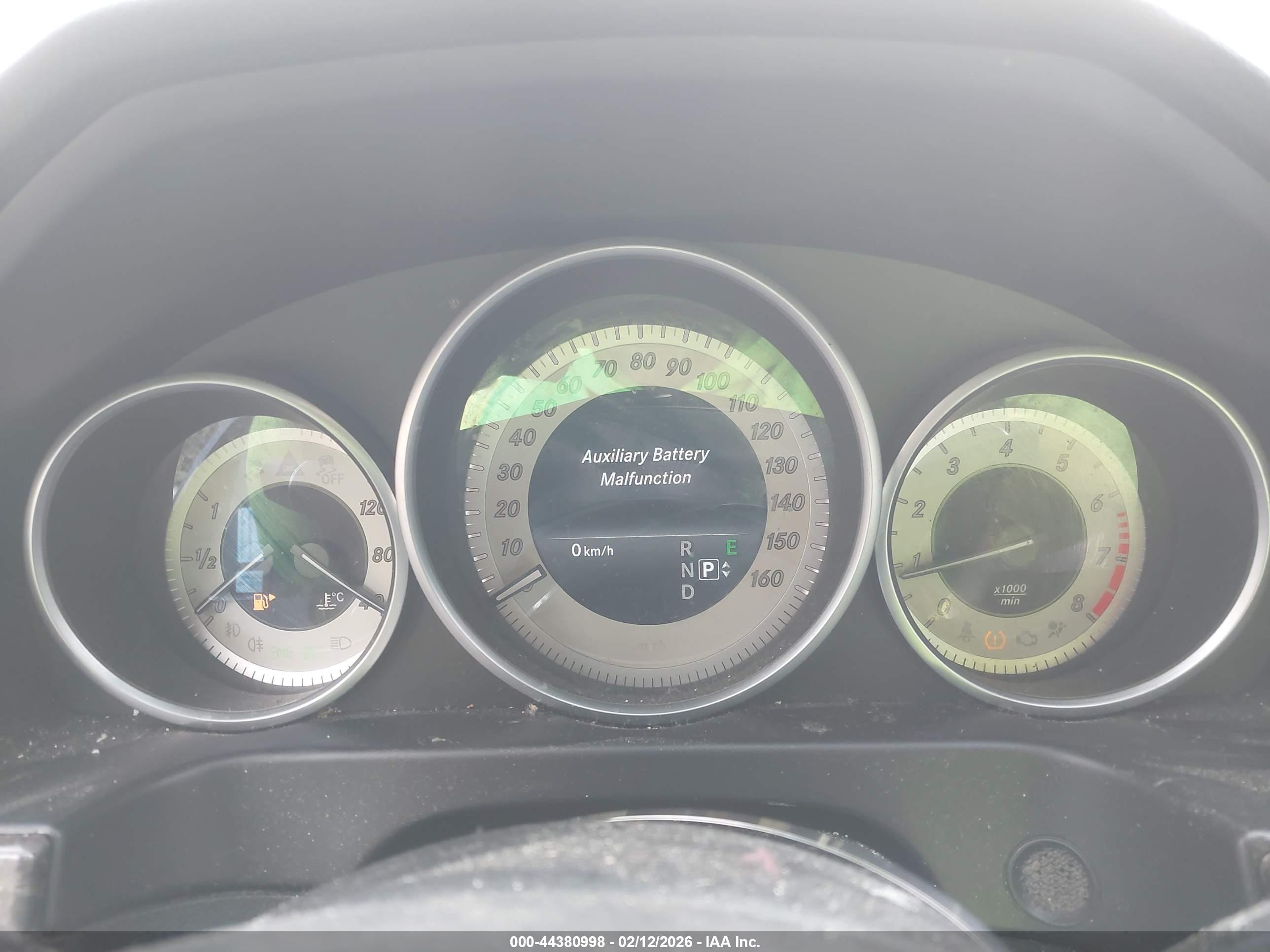 MERCEDES-BENZ E image 7