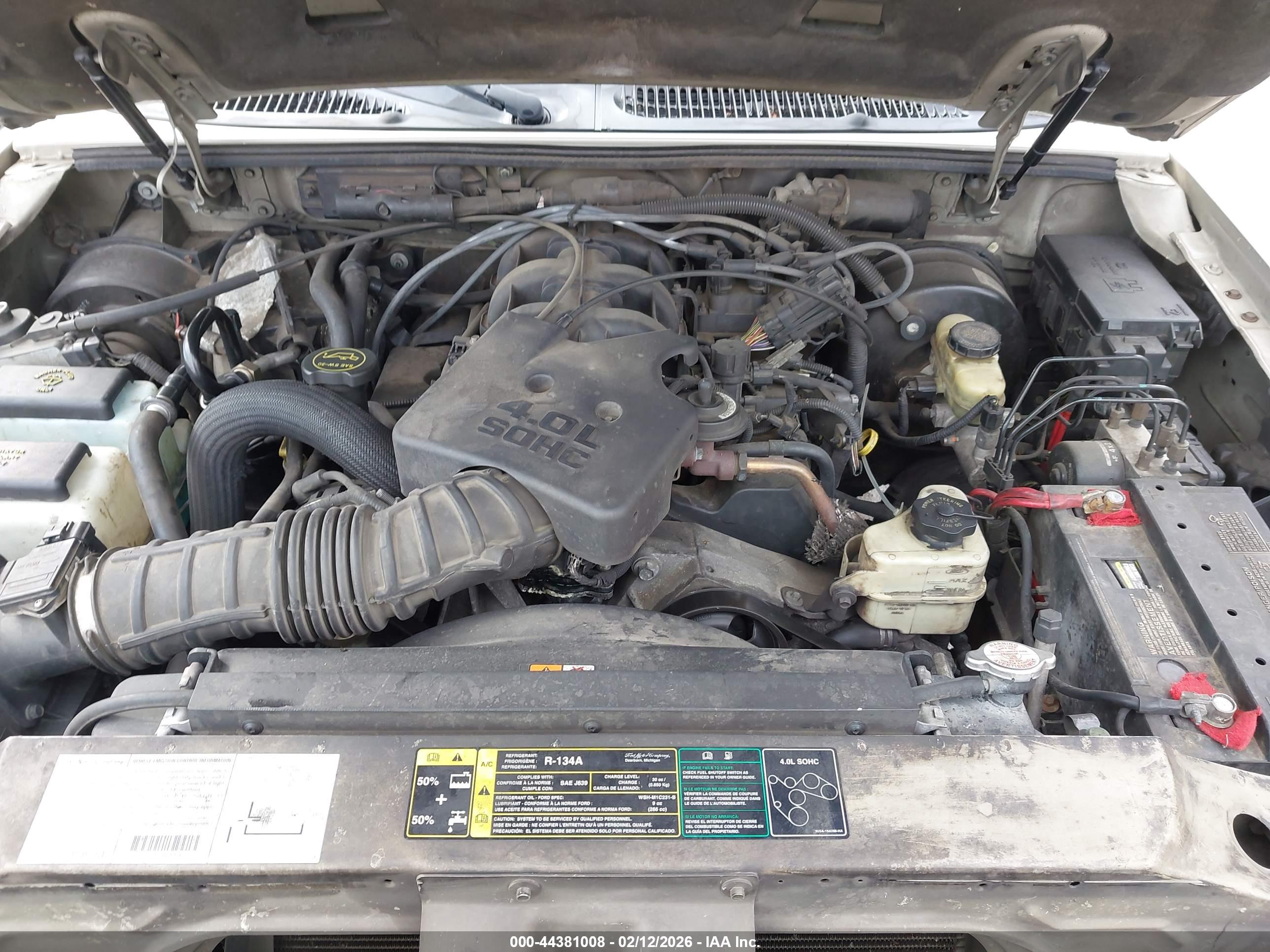 FORD EXPLORER image 10
