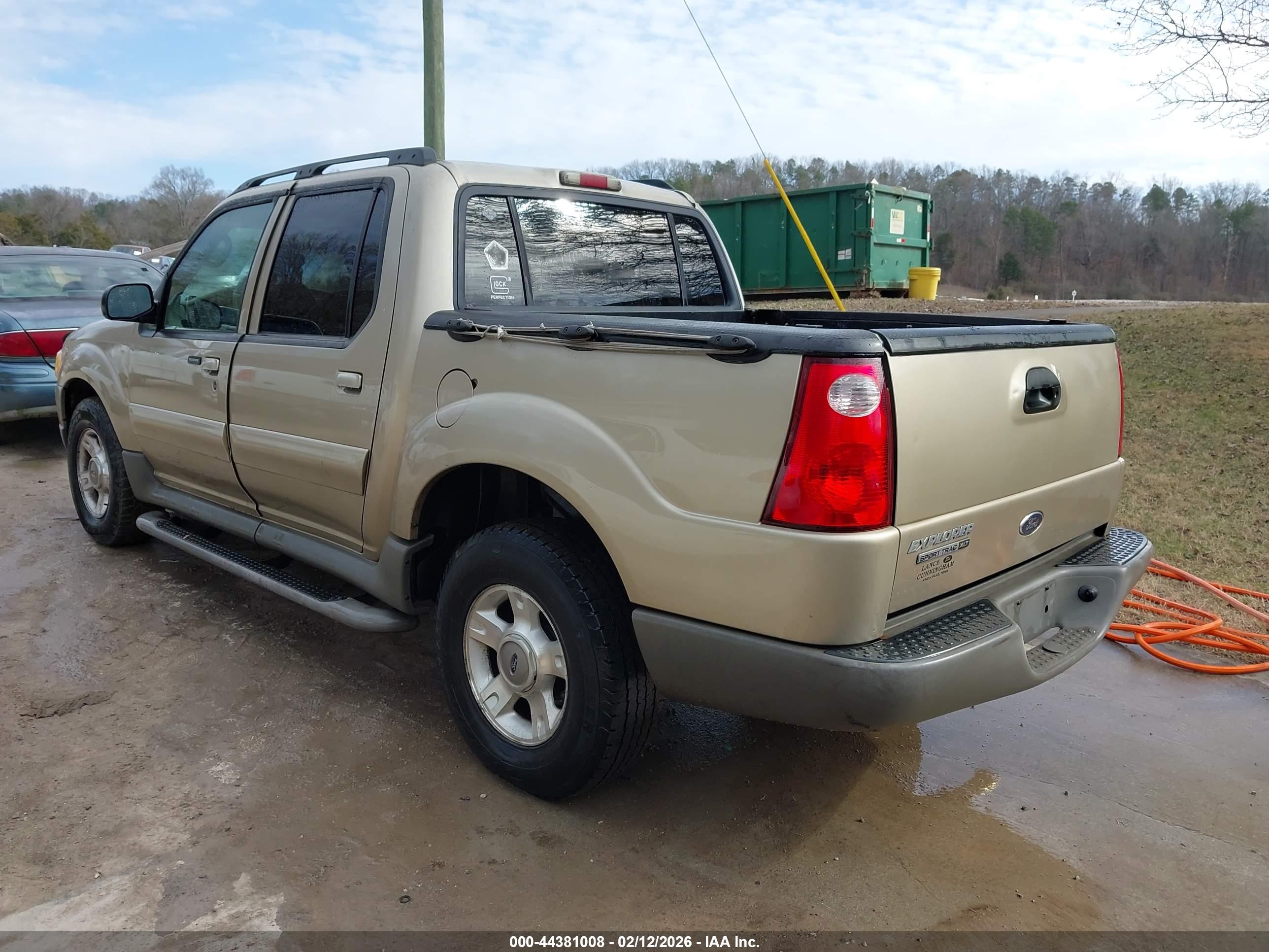 FORD EXPLORER image 3