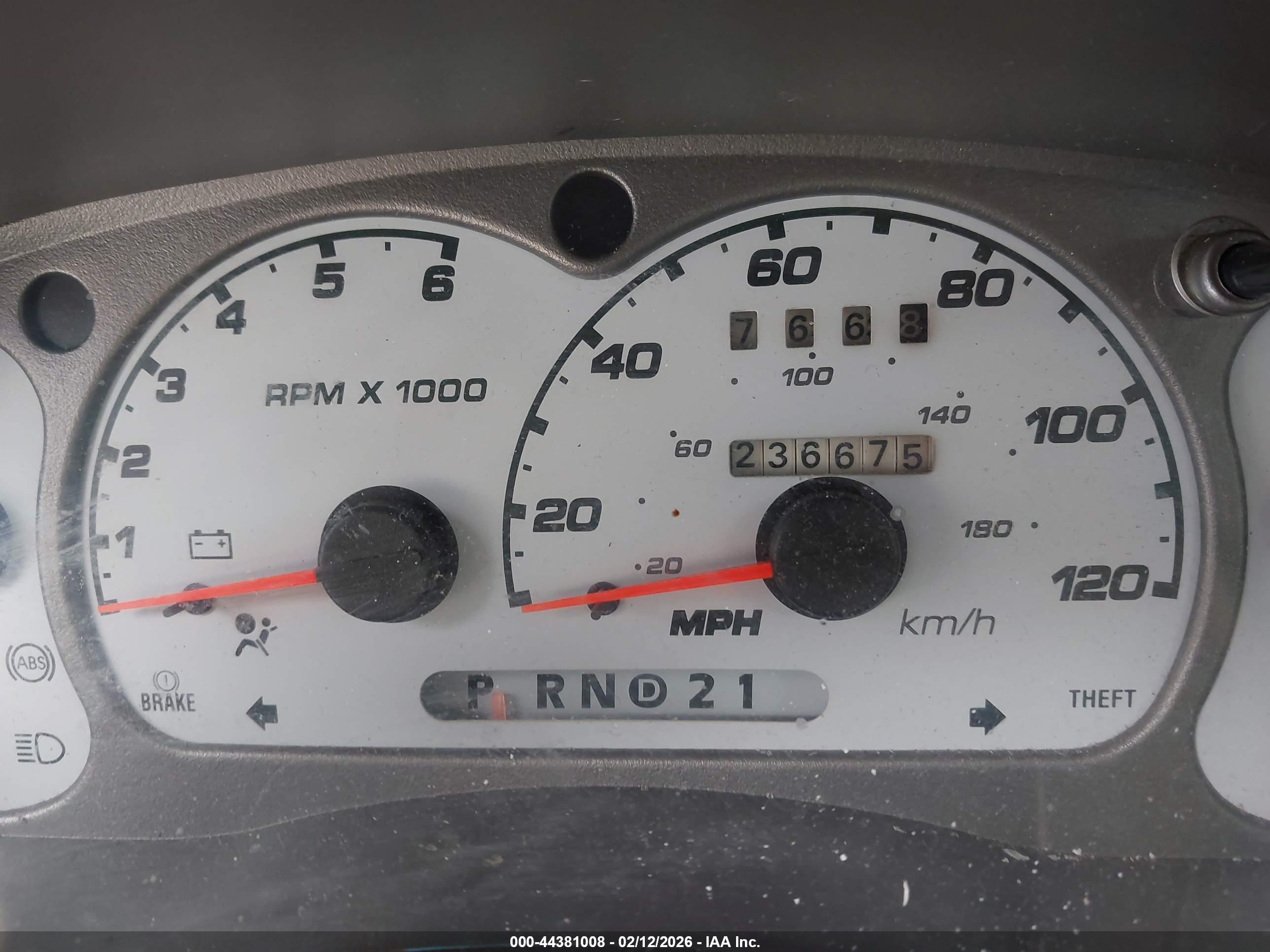 FORD EXPLORER image 7