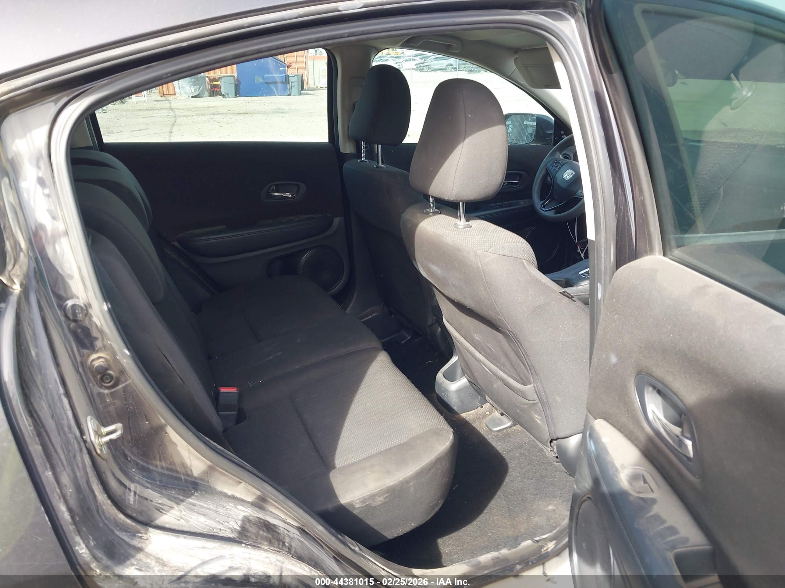 HONDA HR-V image 8
