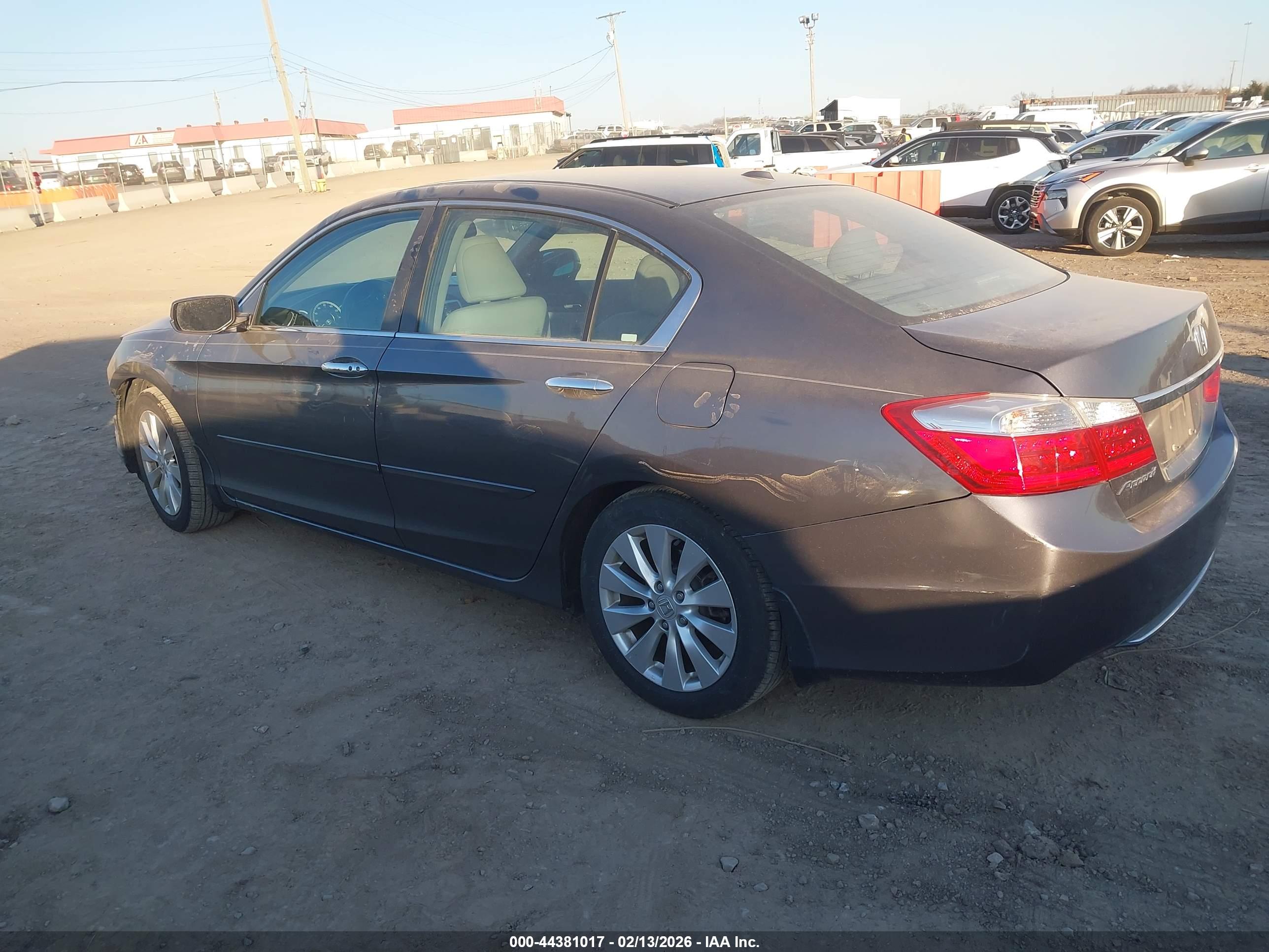 HONDA ACCORD image 3