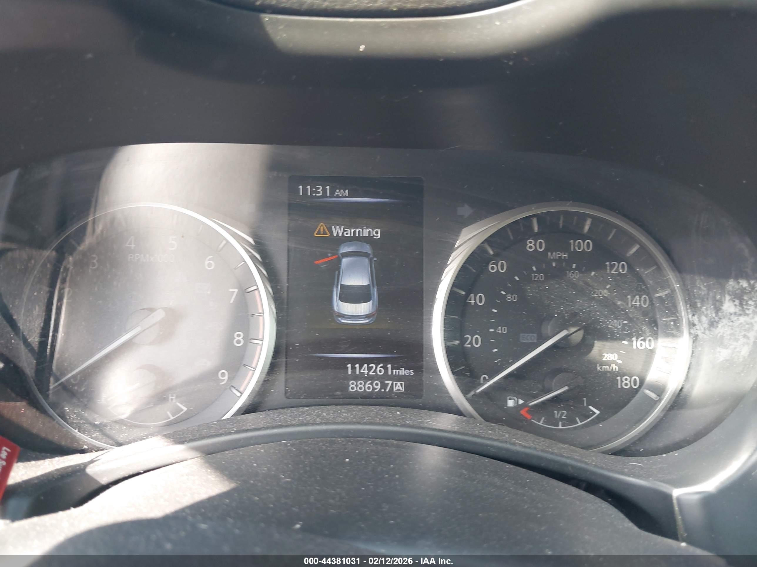 INFINITI Q50 image 7