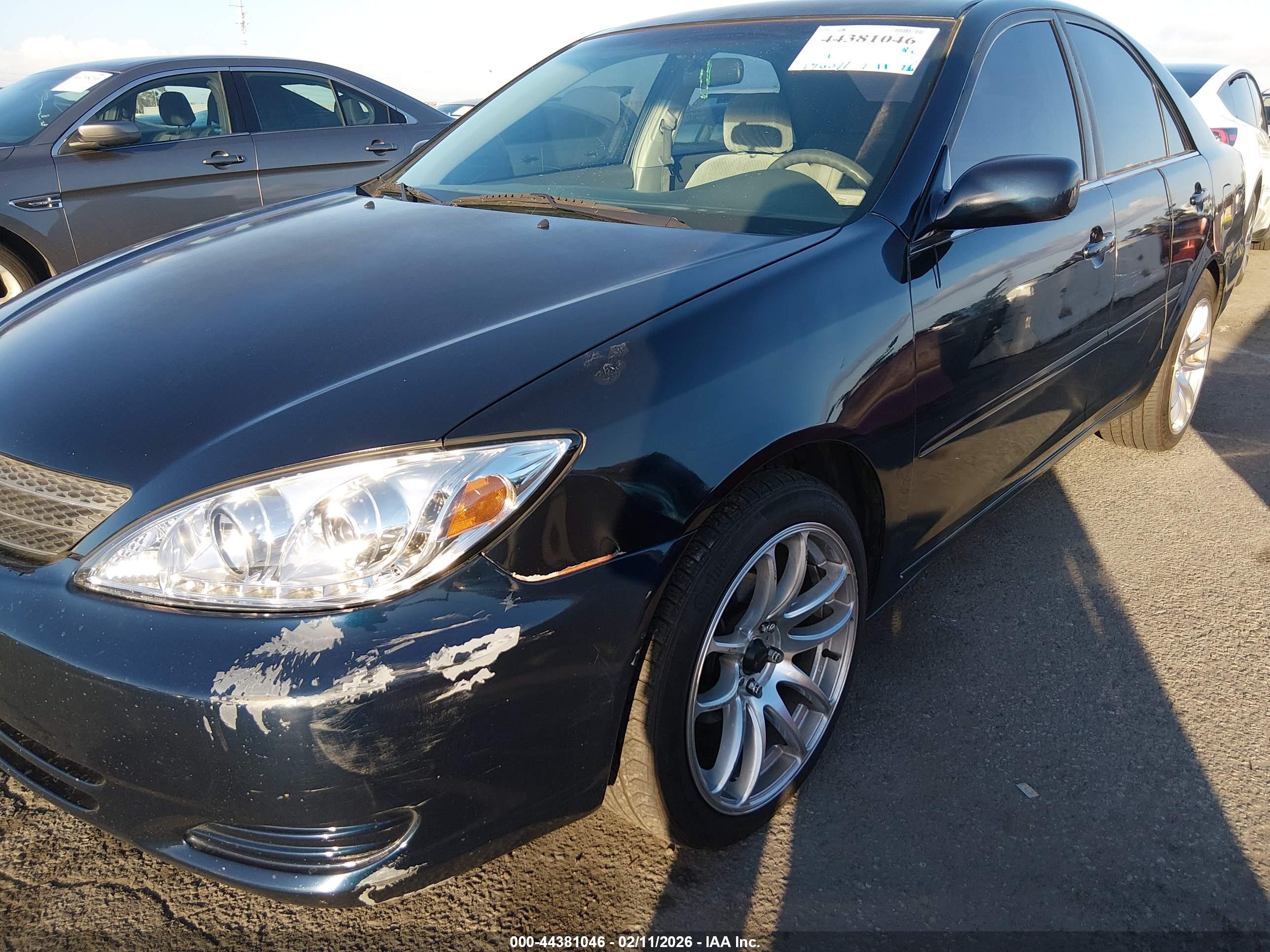 TOYOTA CAMRY image 6