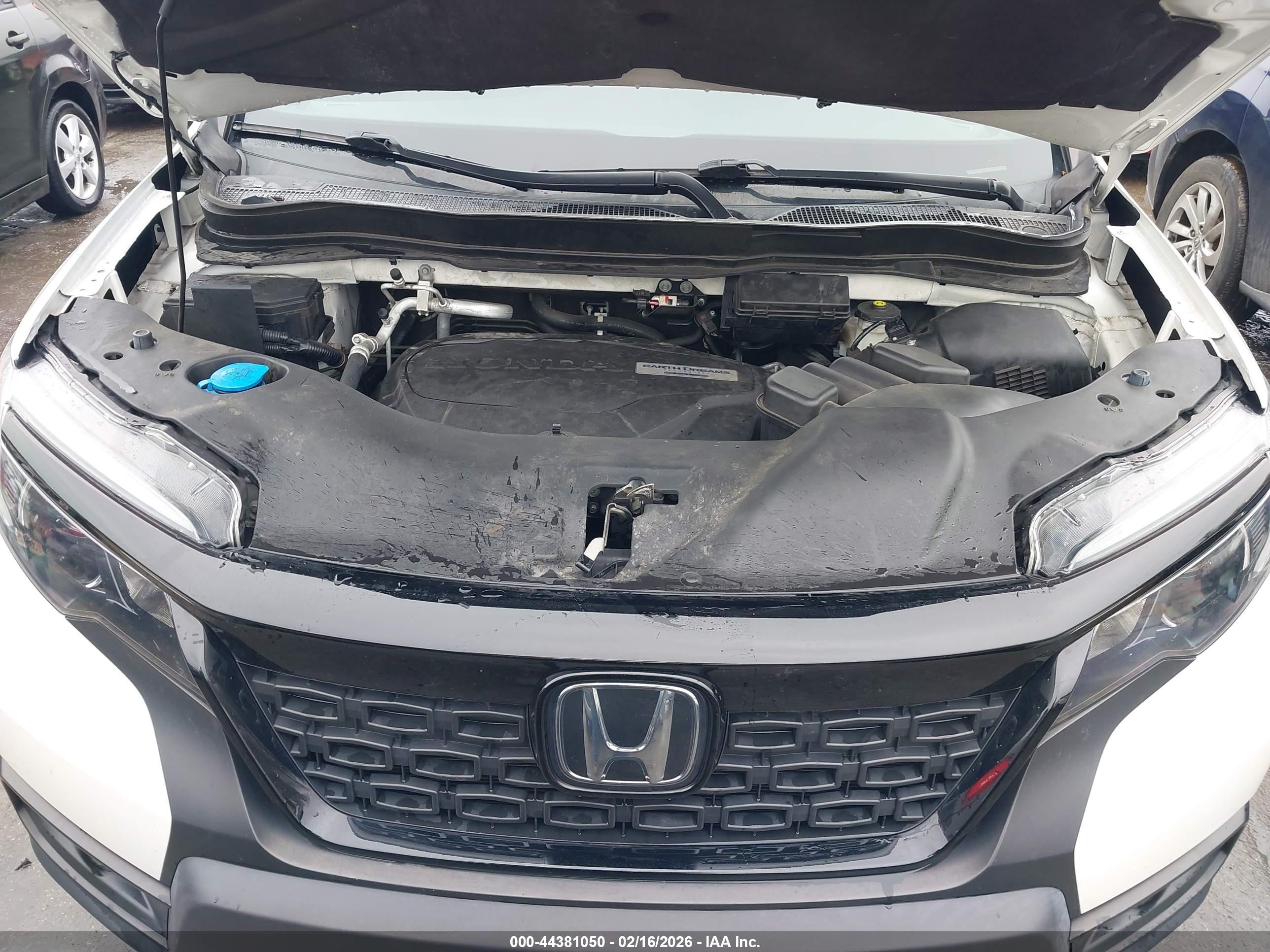 HONDA PASSPORT image 10