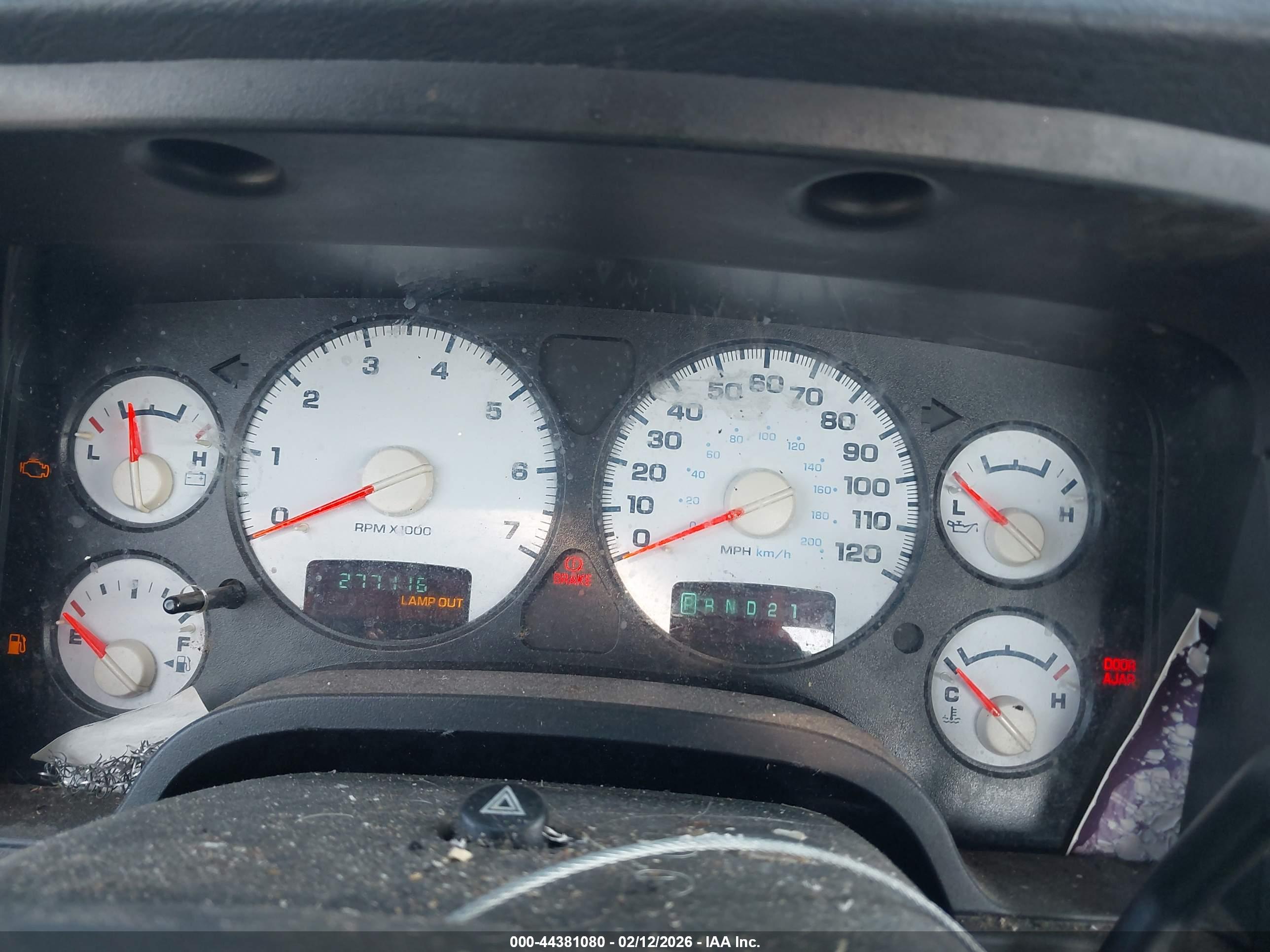 DODGE RAM image 7