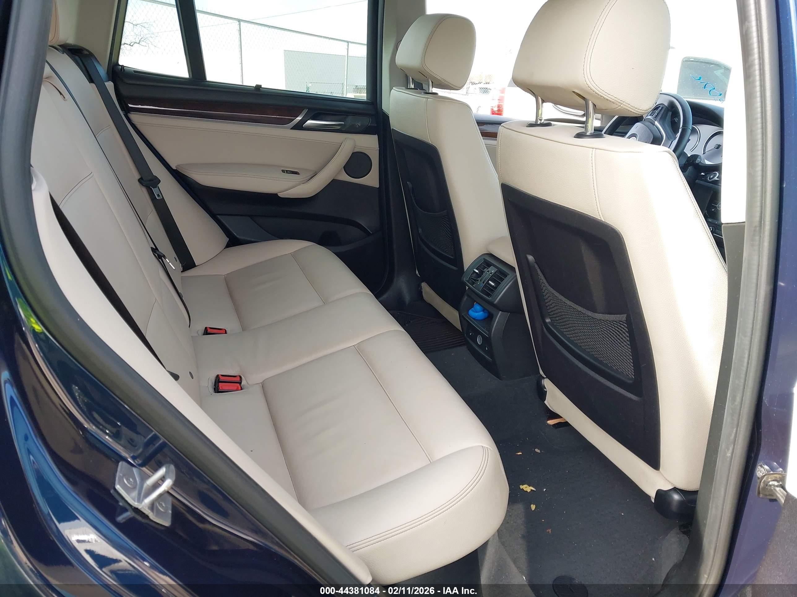 BMW X3 image 8