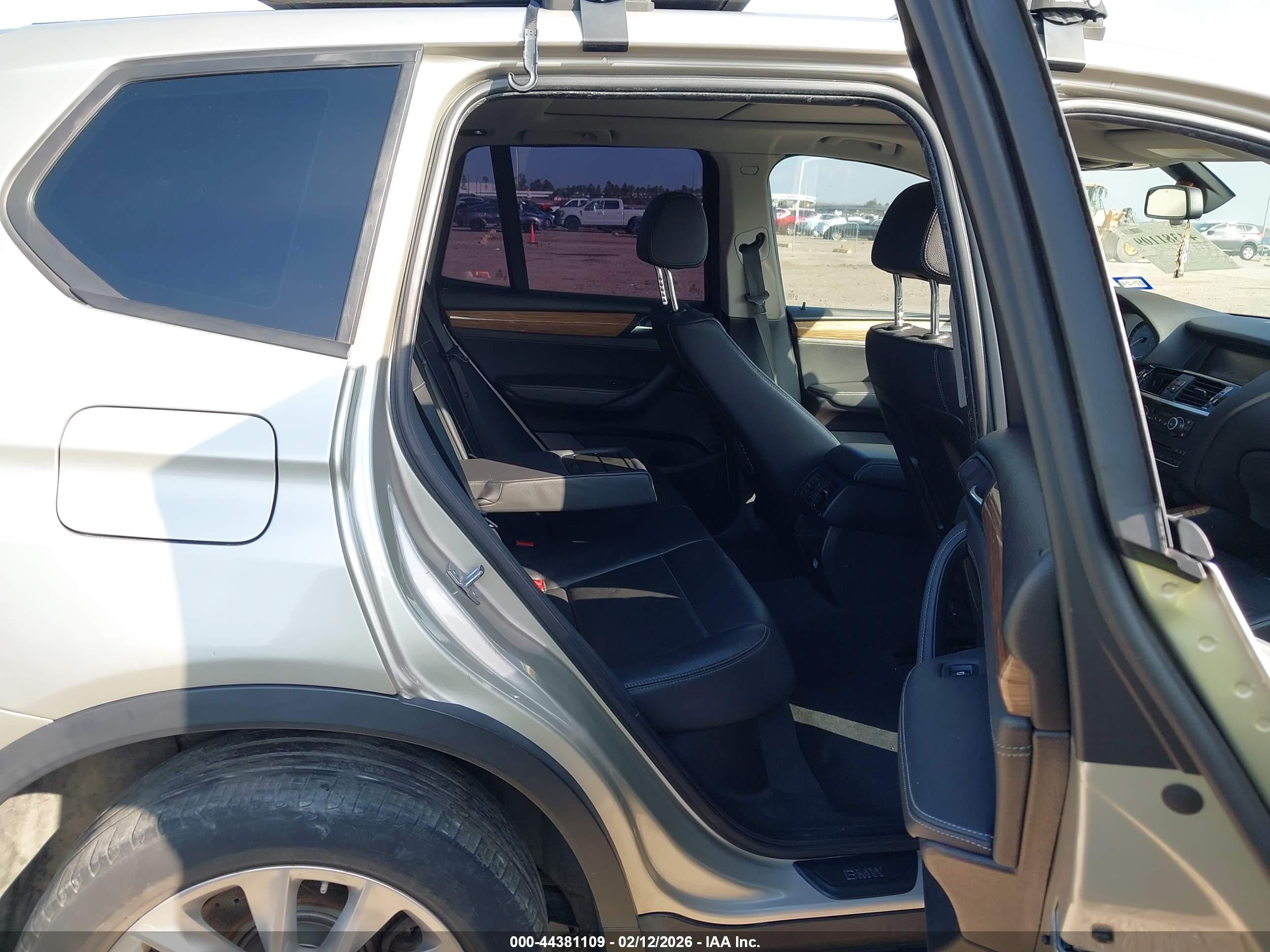 BMW X3 image 8