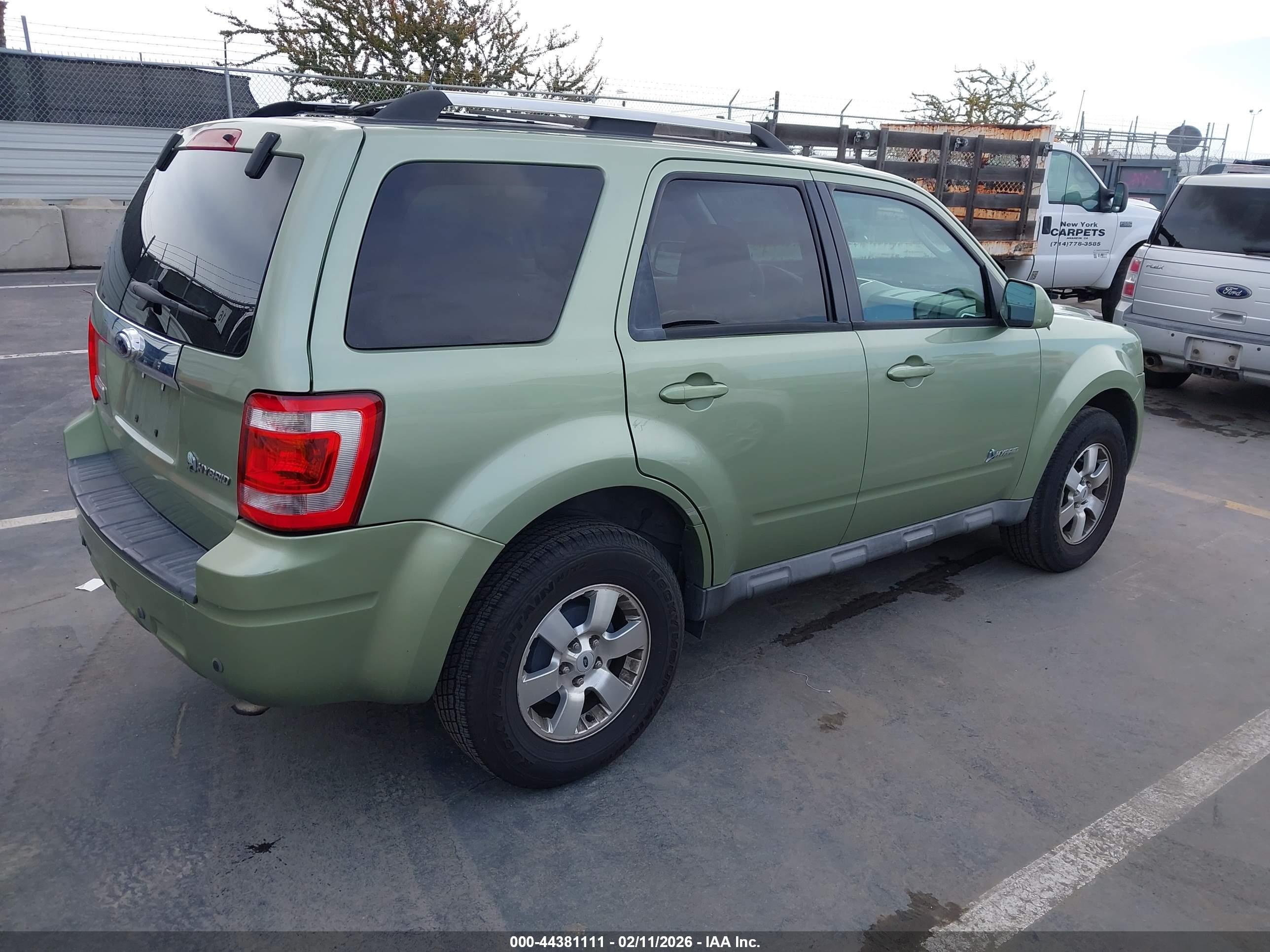 FORD ESCAPE image 4
