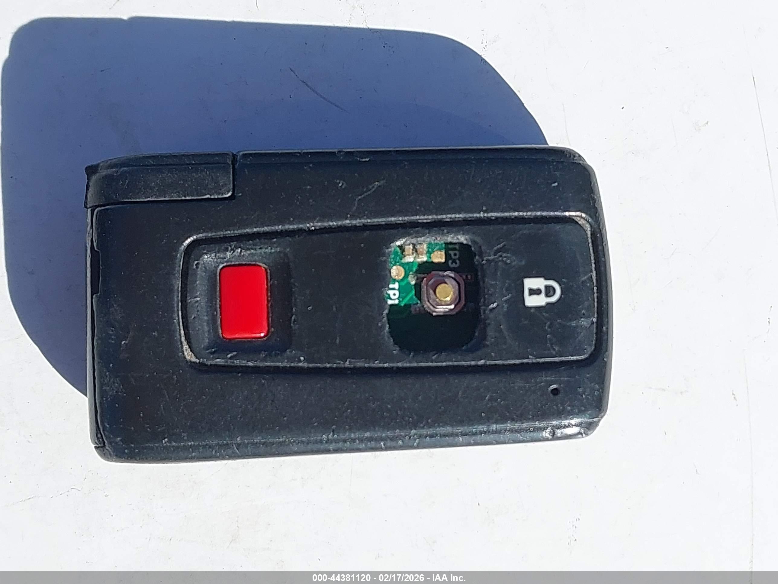 TOYOTA PRIUS image 11