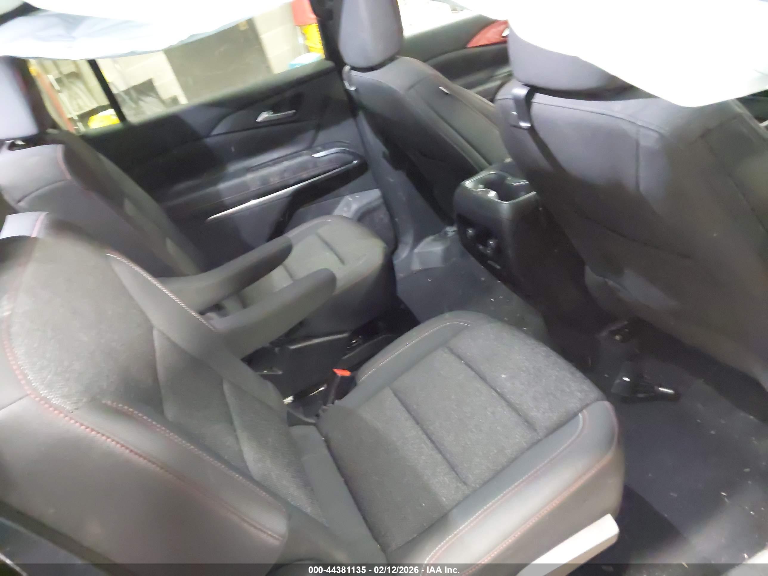 CHEVROLET TRAVERSE image 8