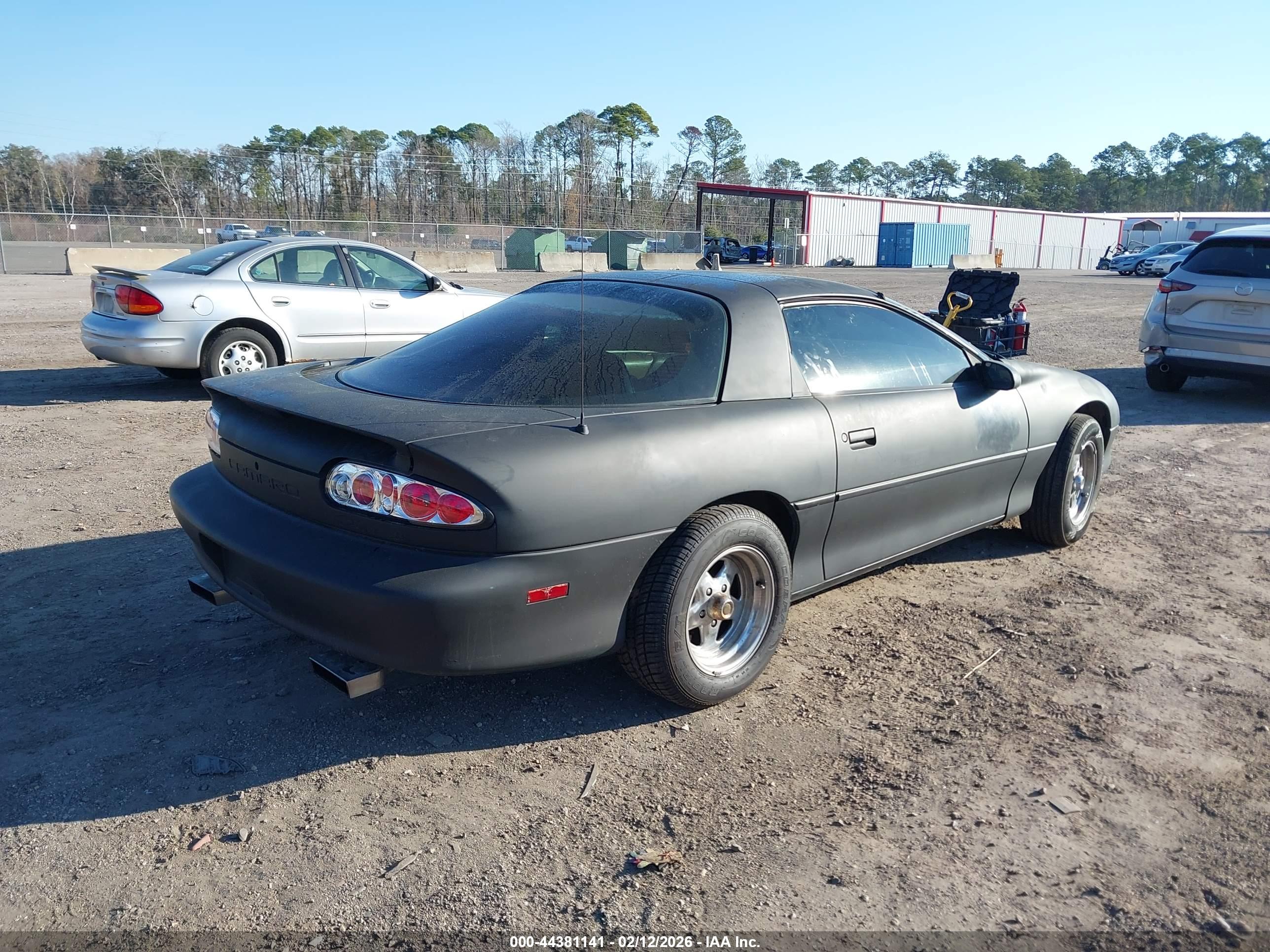CHEVROLET CAMARO image 4