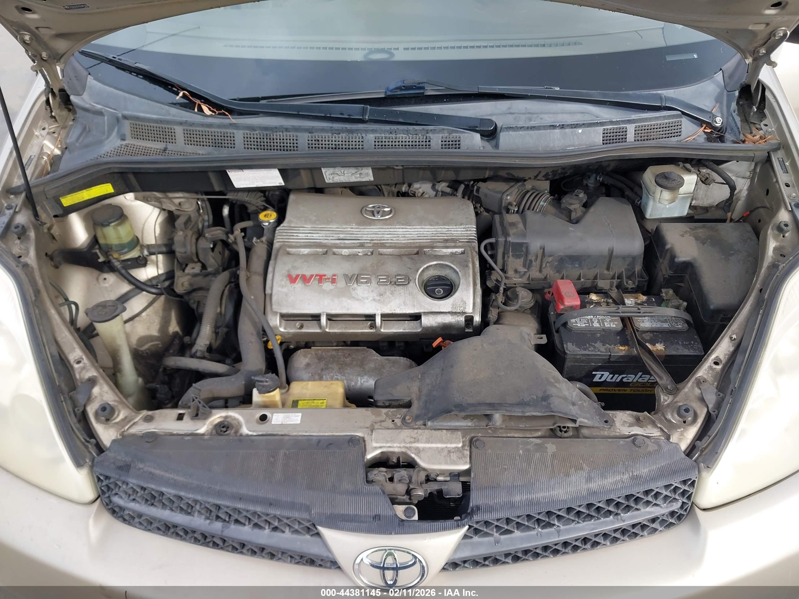 TOYOTA SIENNA image 10