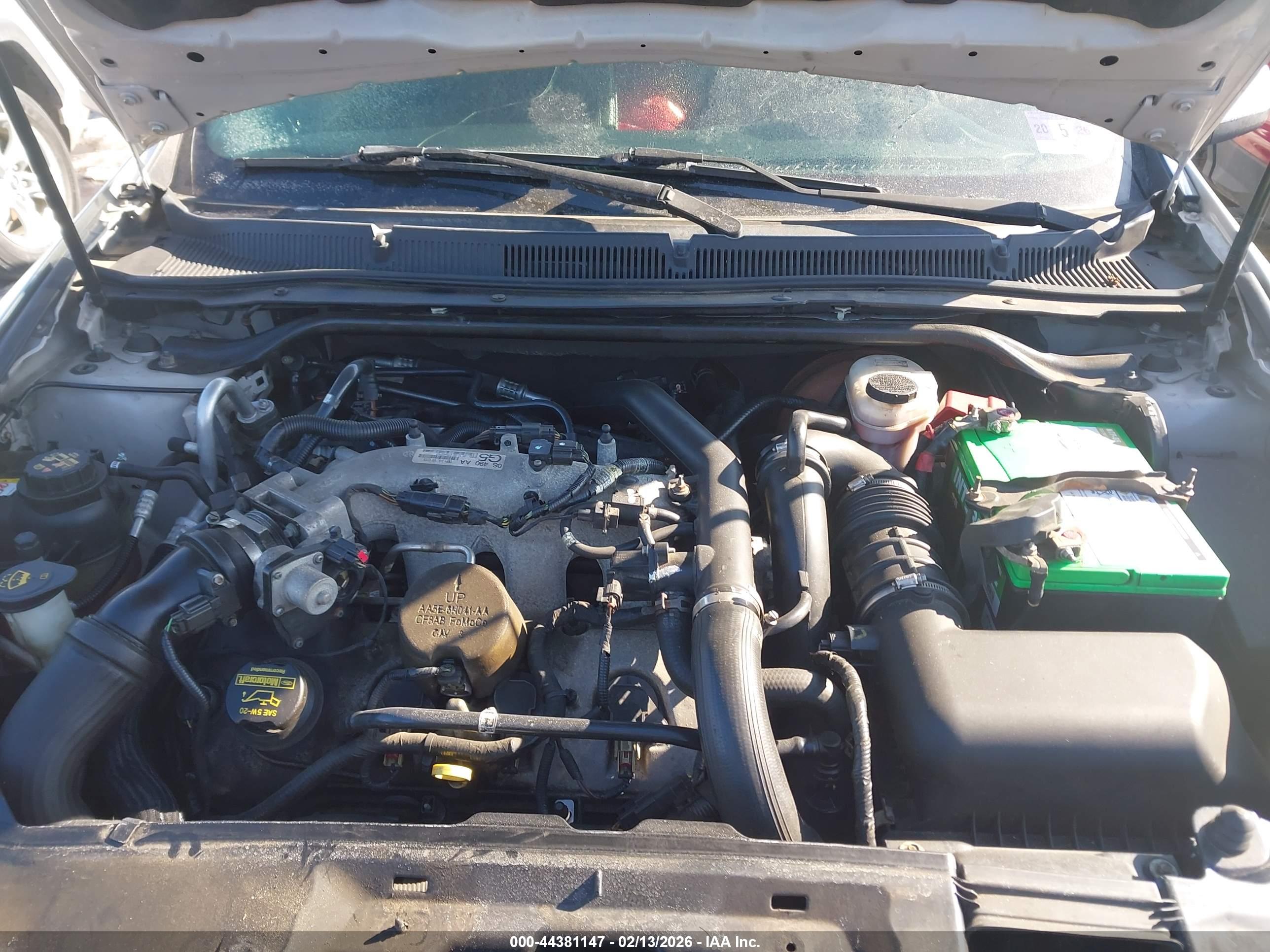 LINCOLN MKS image 10