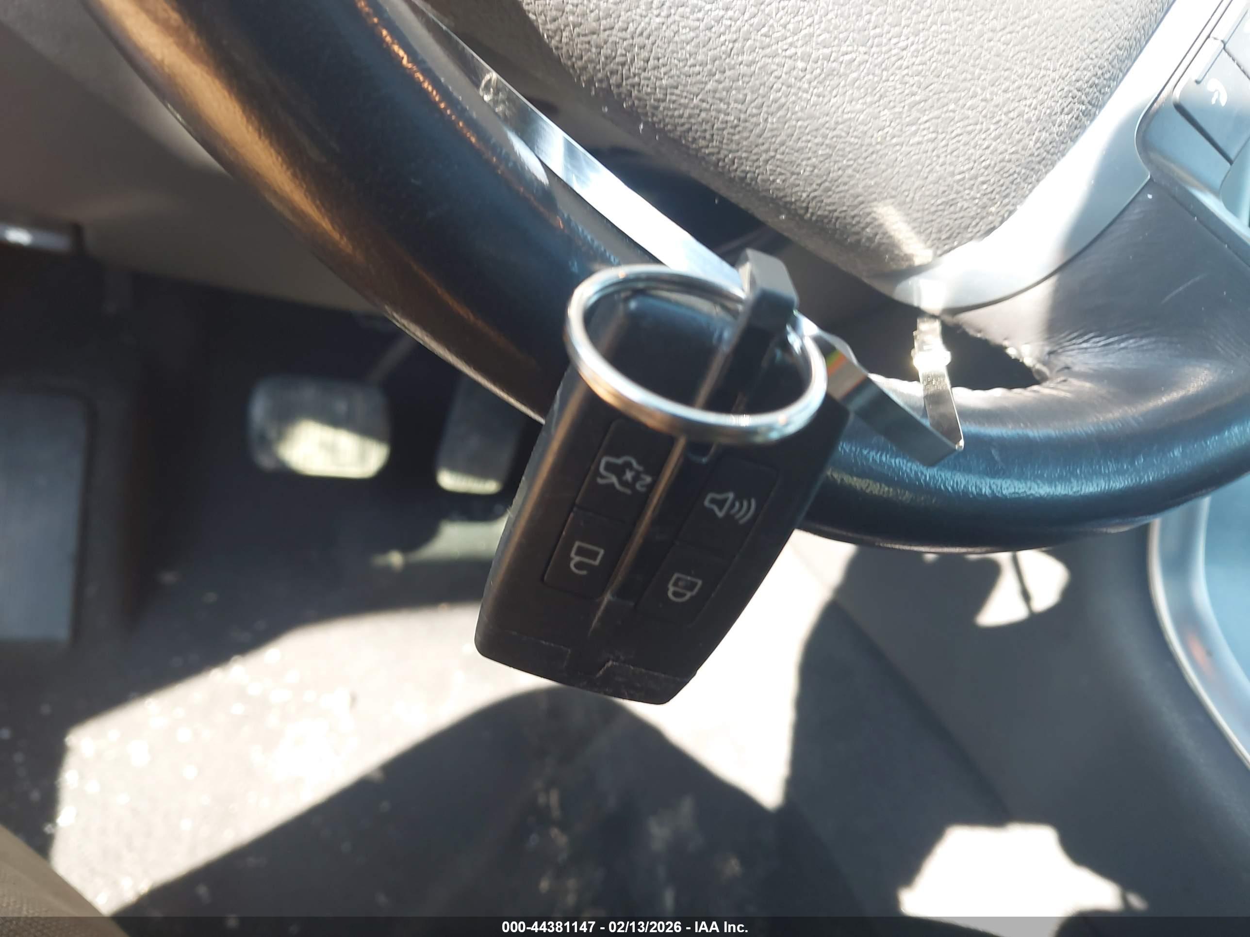 LINCOLN MKS image 11