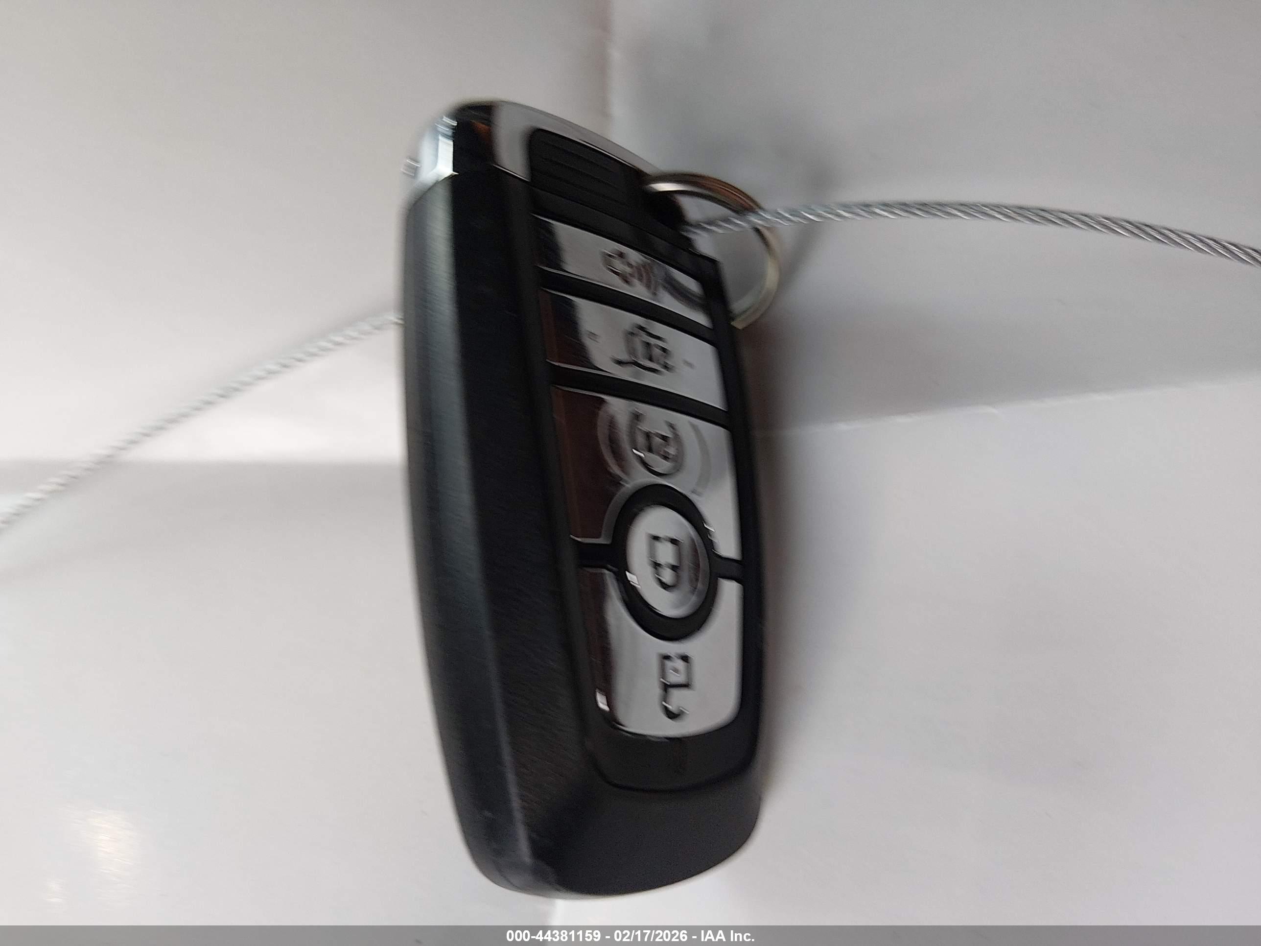LINCOLN NAVIGATOR image 11