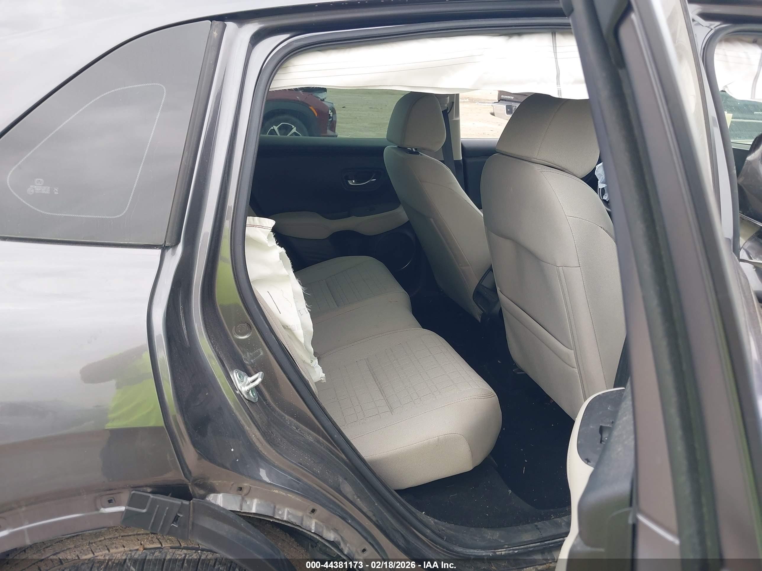 HONDA HR-V image 8