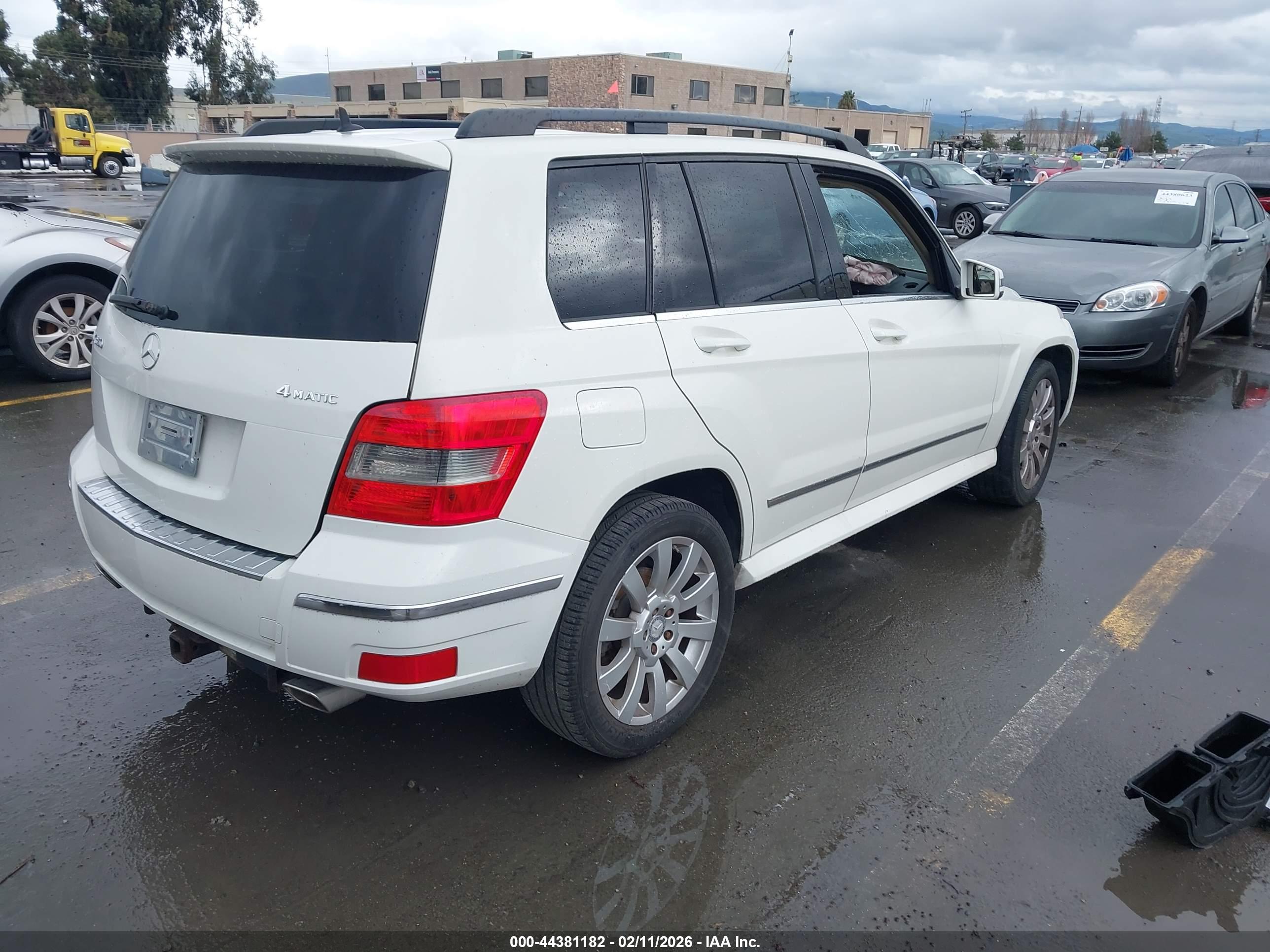 MERCEDES-BENZ GLK image 4