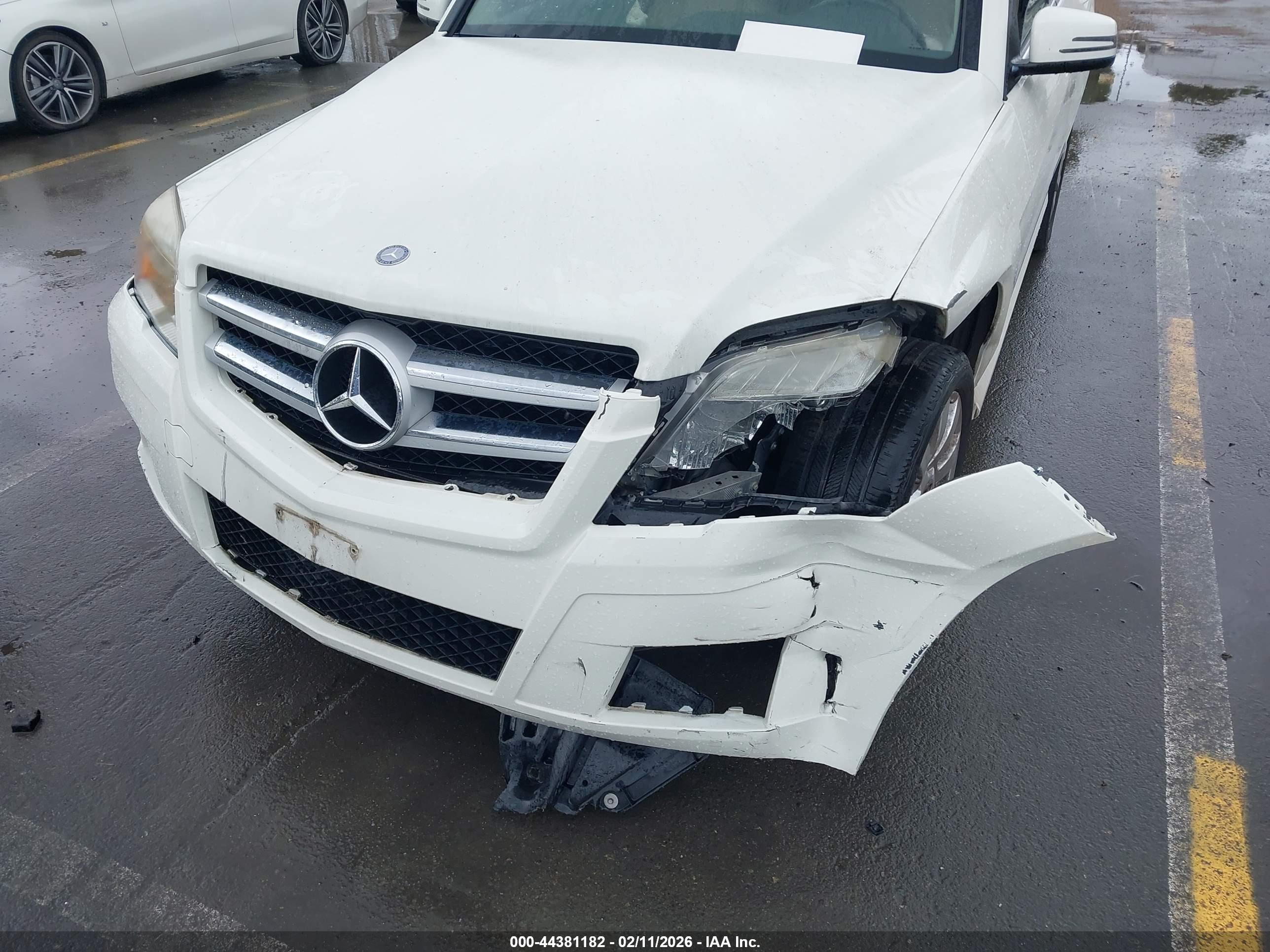 MERCEDES-BENZ GLK image 6