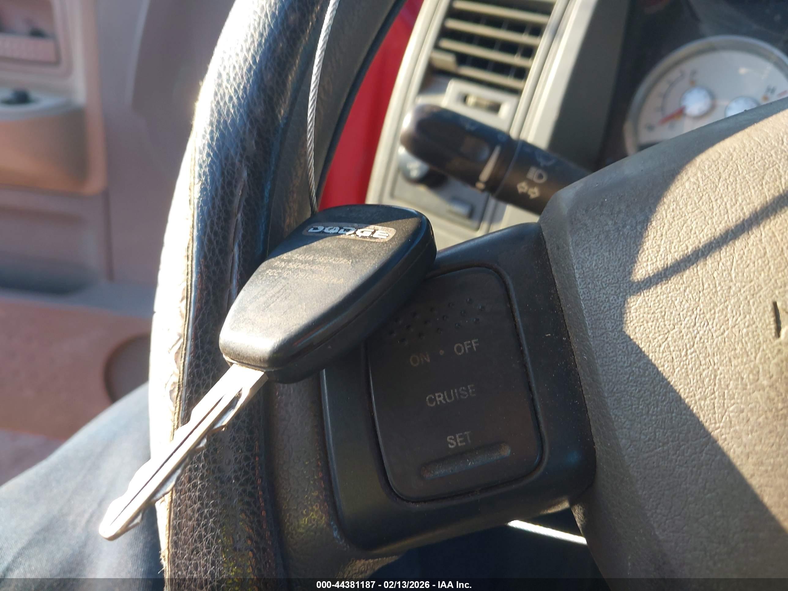 DODGE DAKOTA image 11