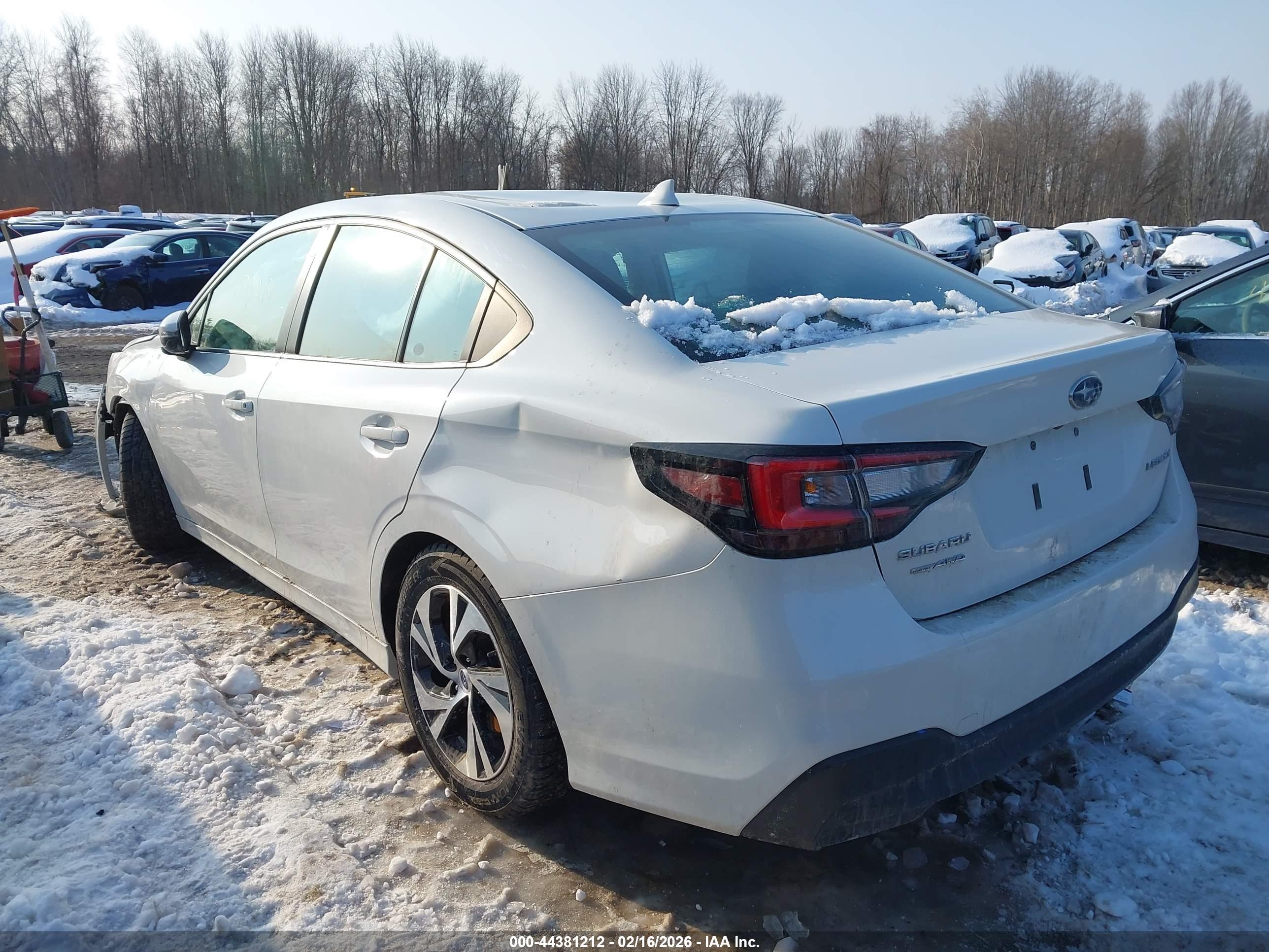 SUBARU LEGACY image 3