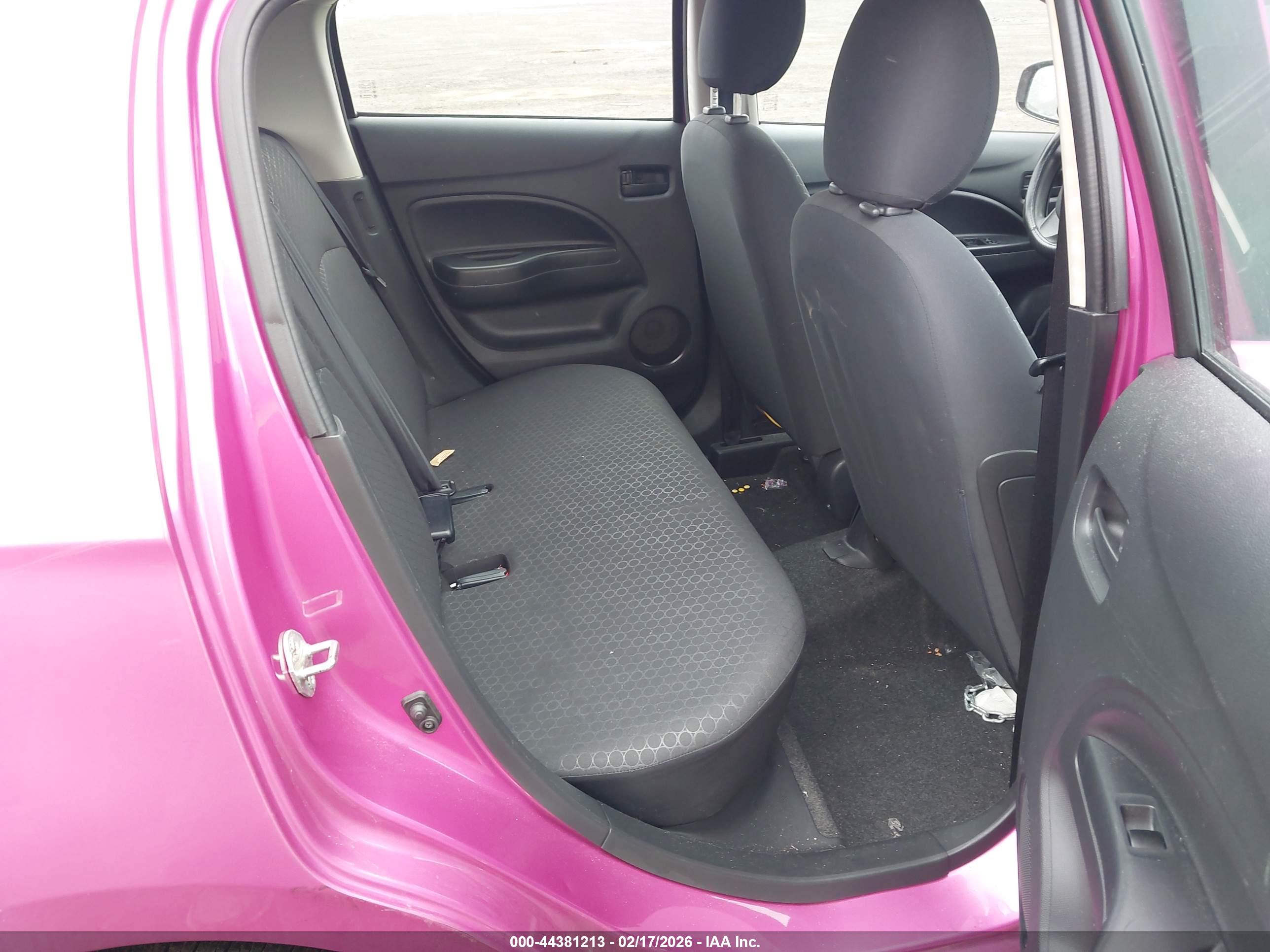 MITSUBISHI MIRAGE image 8