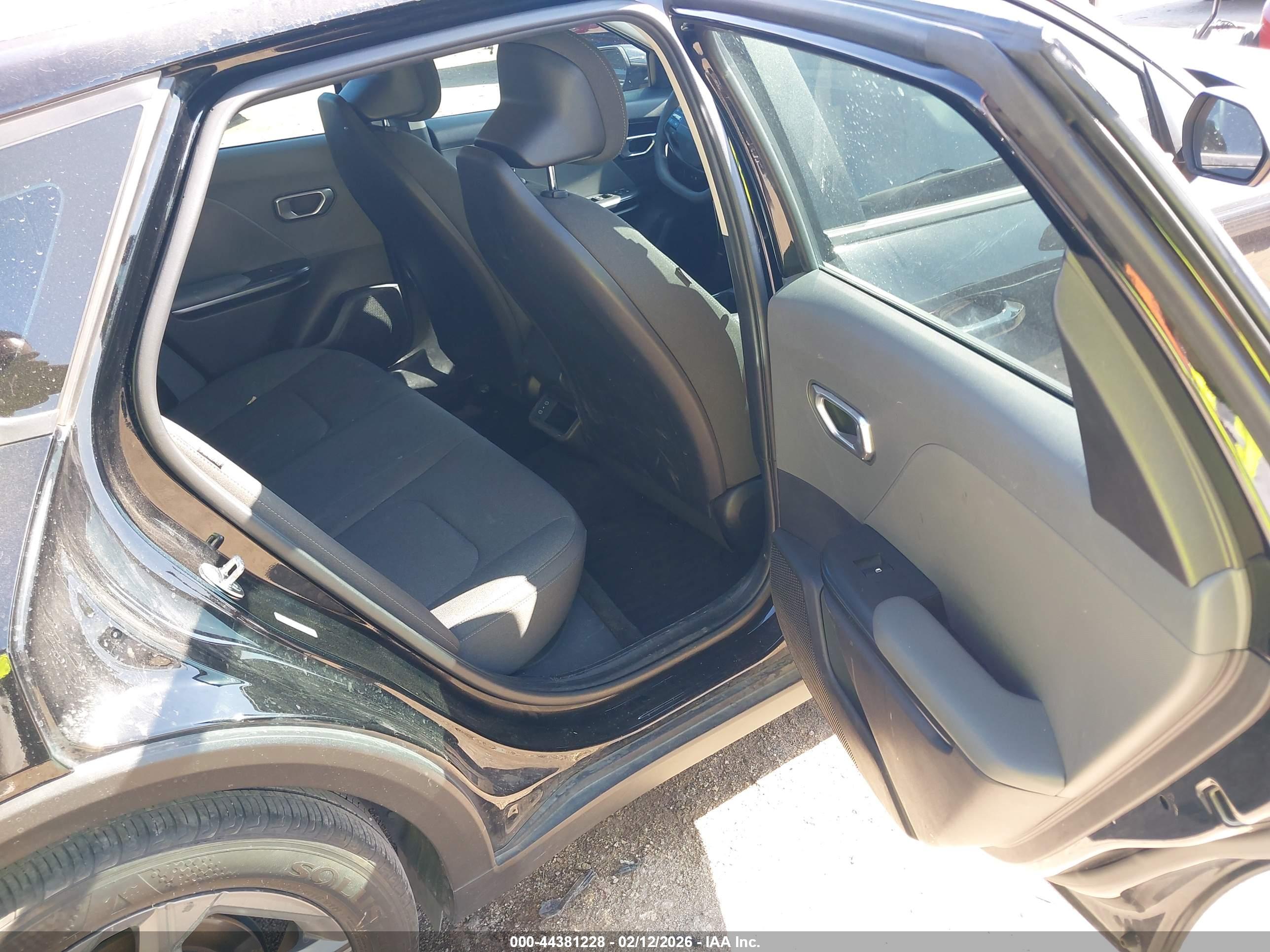 KIA K4 image 8