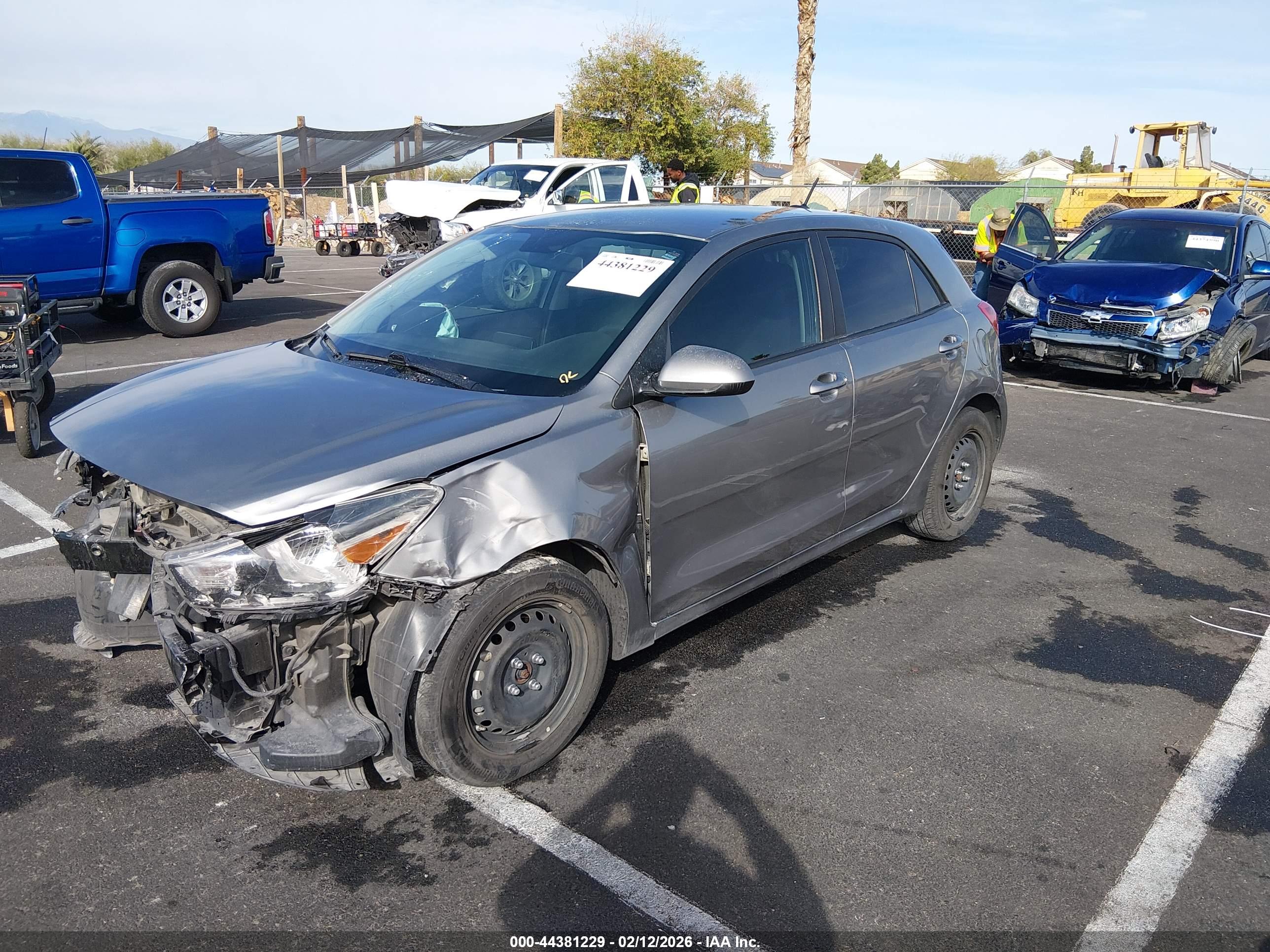 KIA RIO image 2