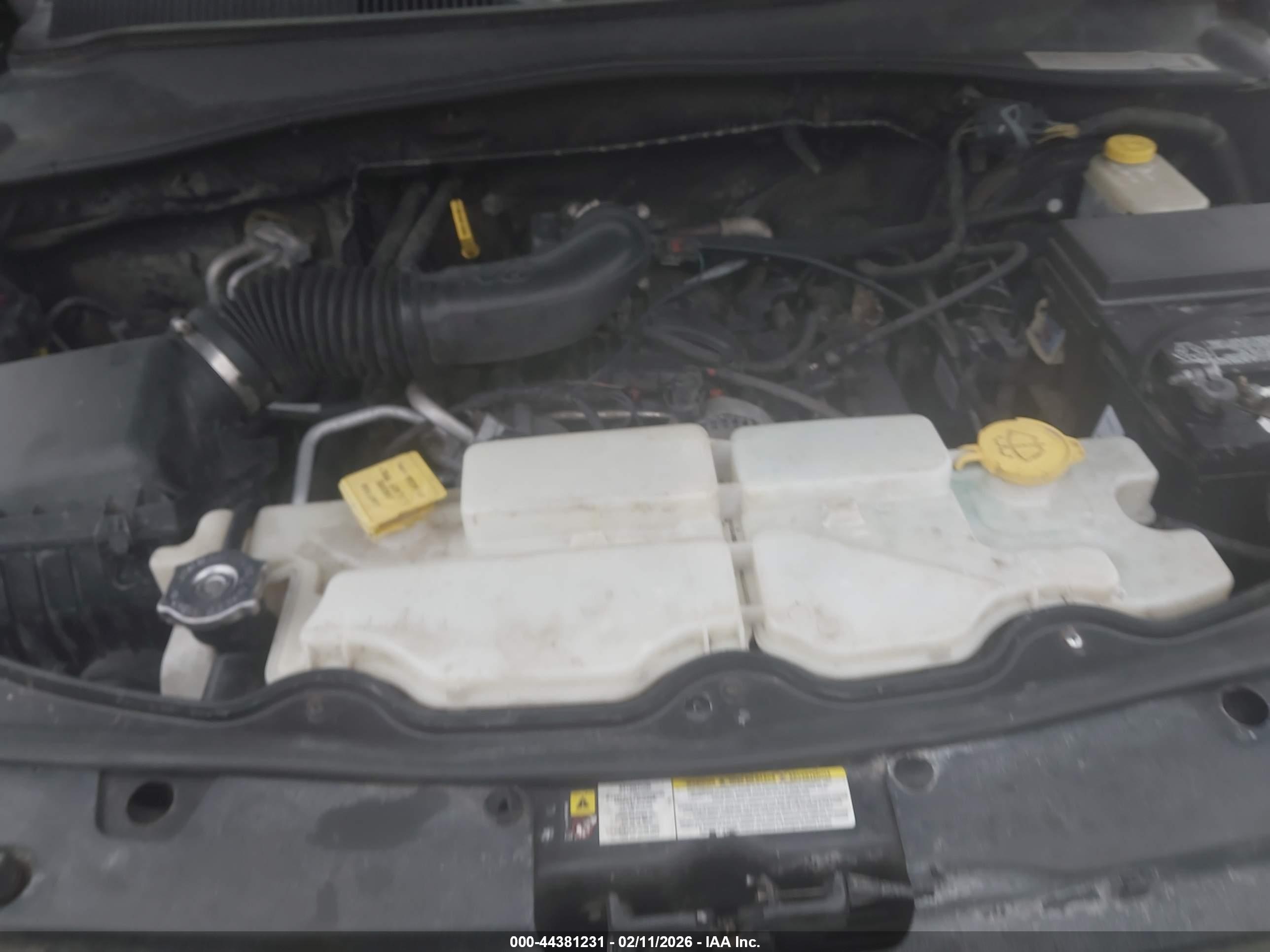 JEEP LIBERTY image 10