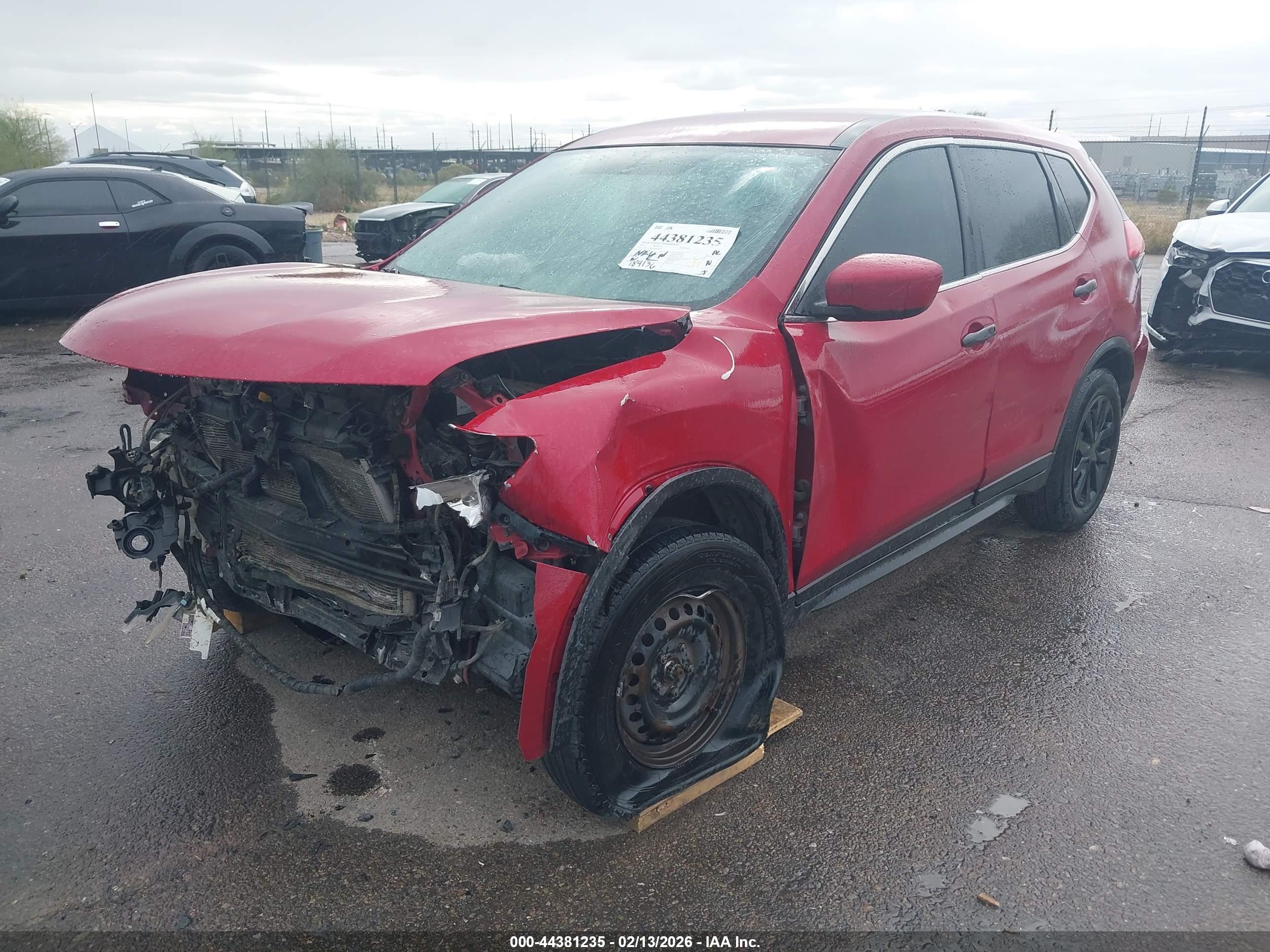 NISSAN ROGUE image 2
