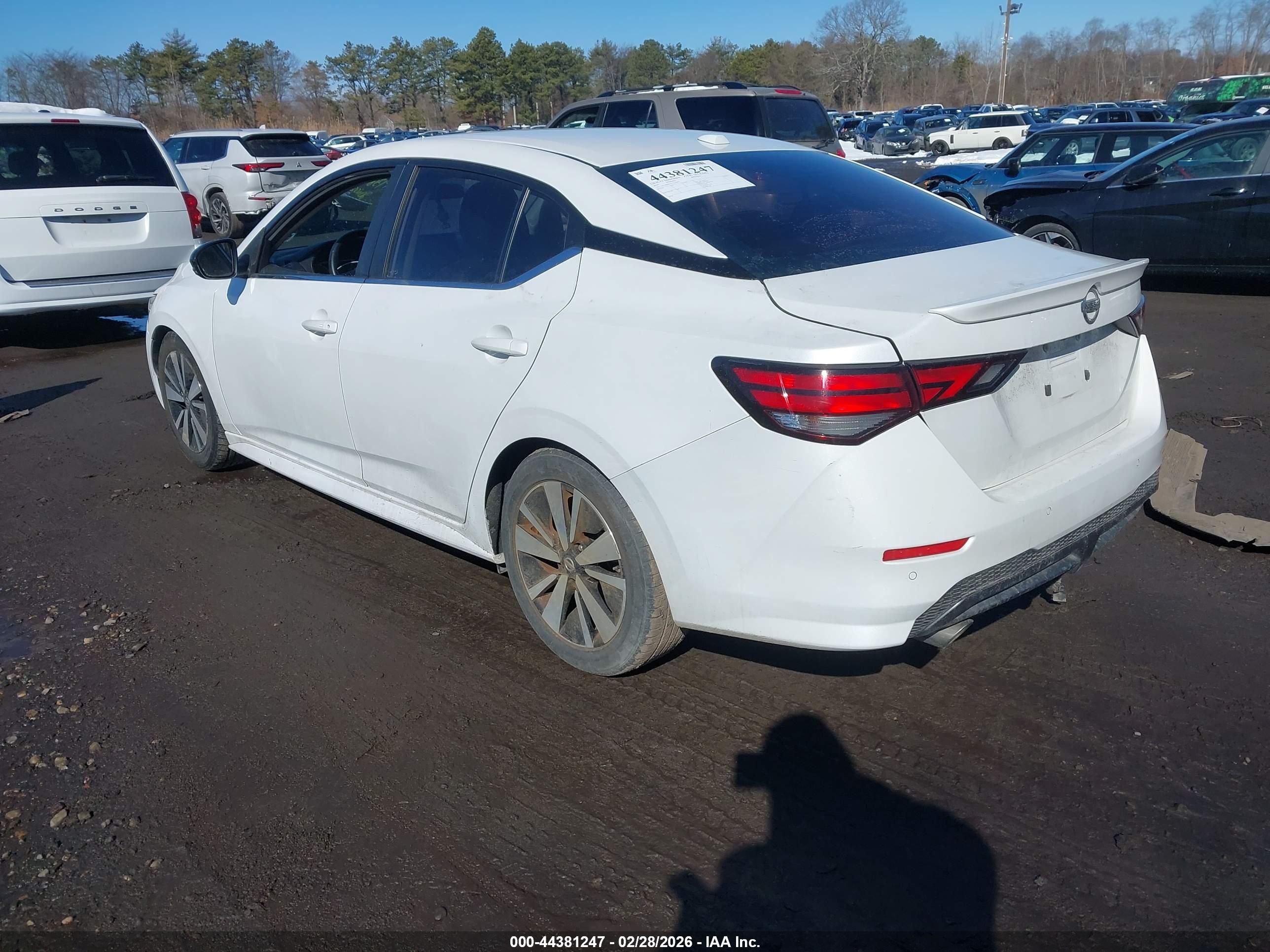 NISSAN SENTRA image 3