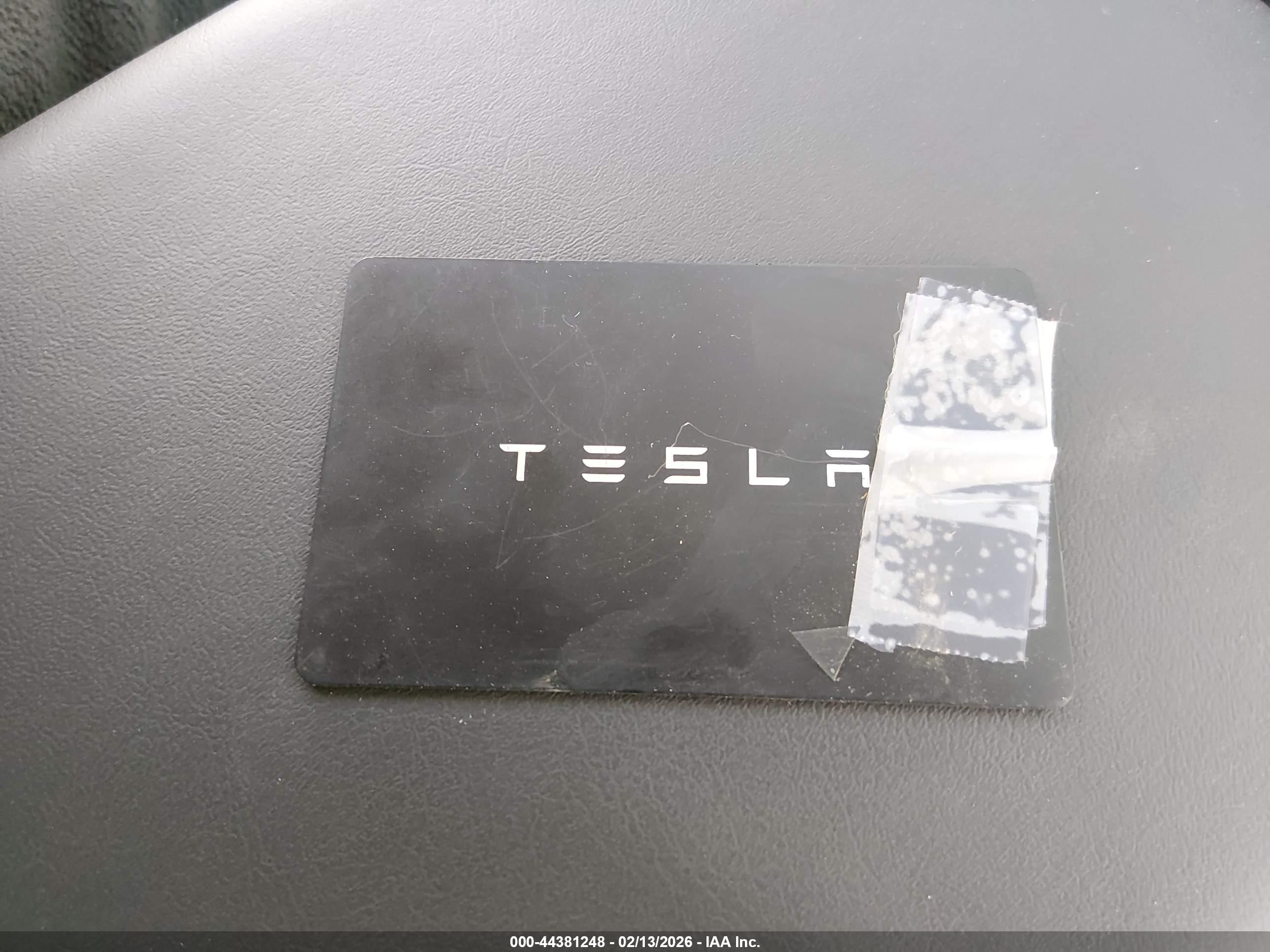 TESLA MODEL image 11