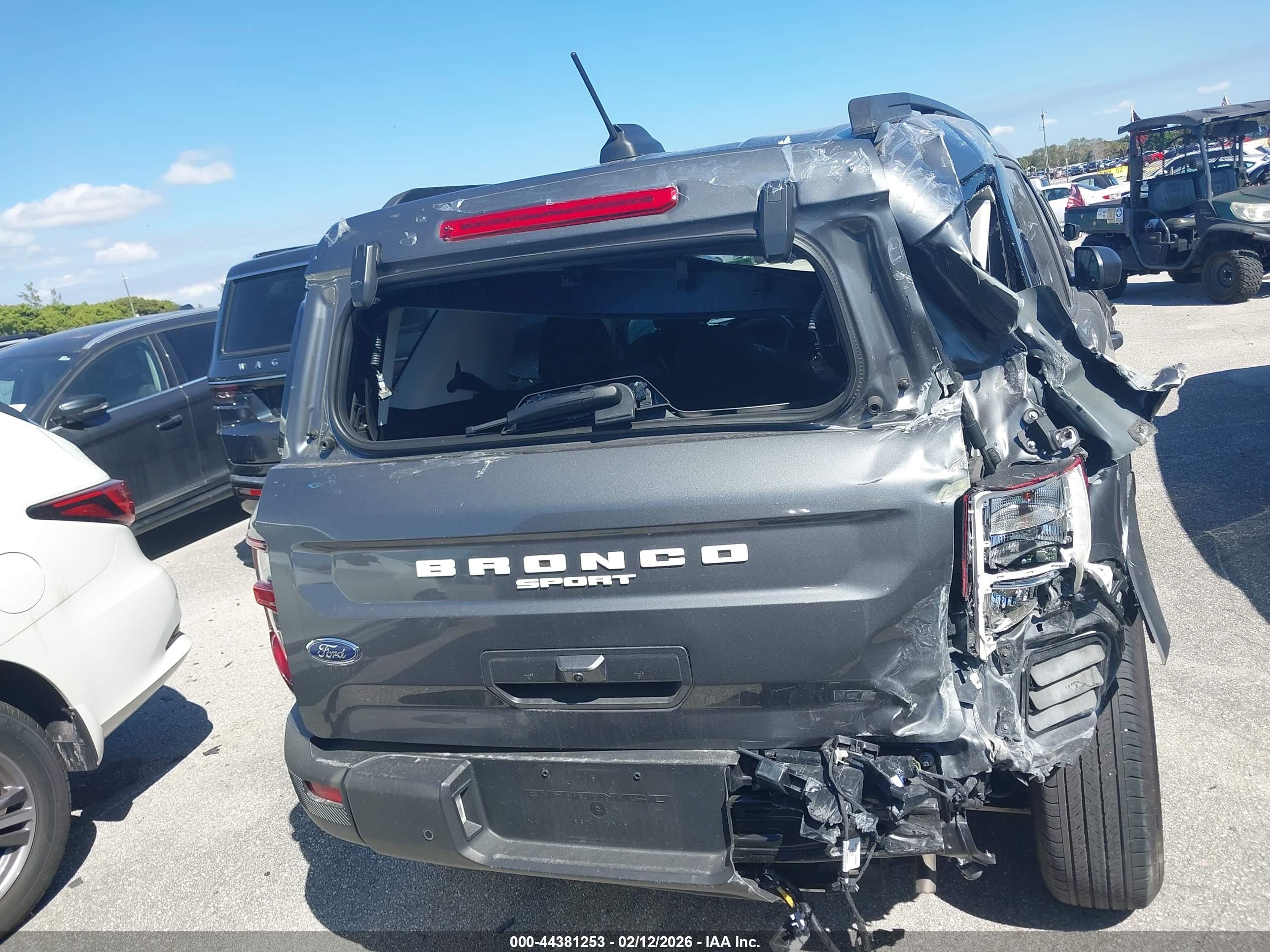 FORD BRONCO image 6