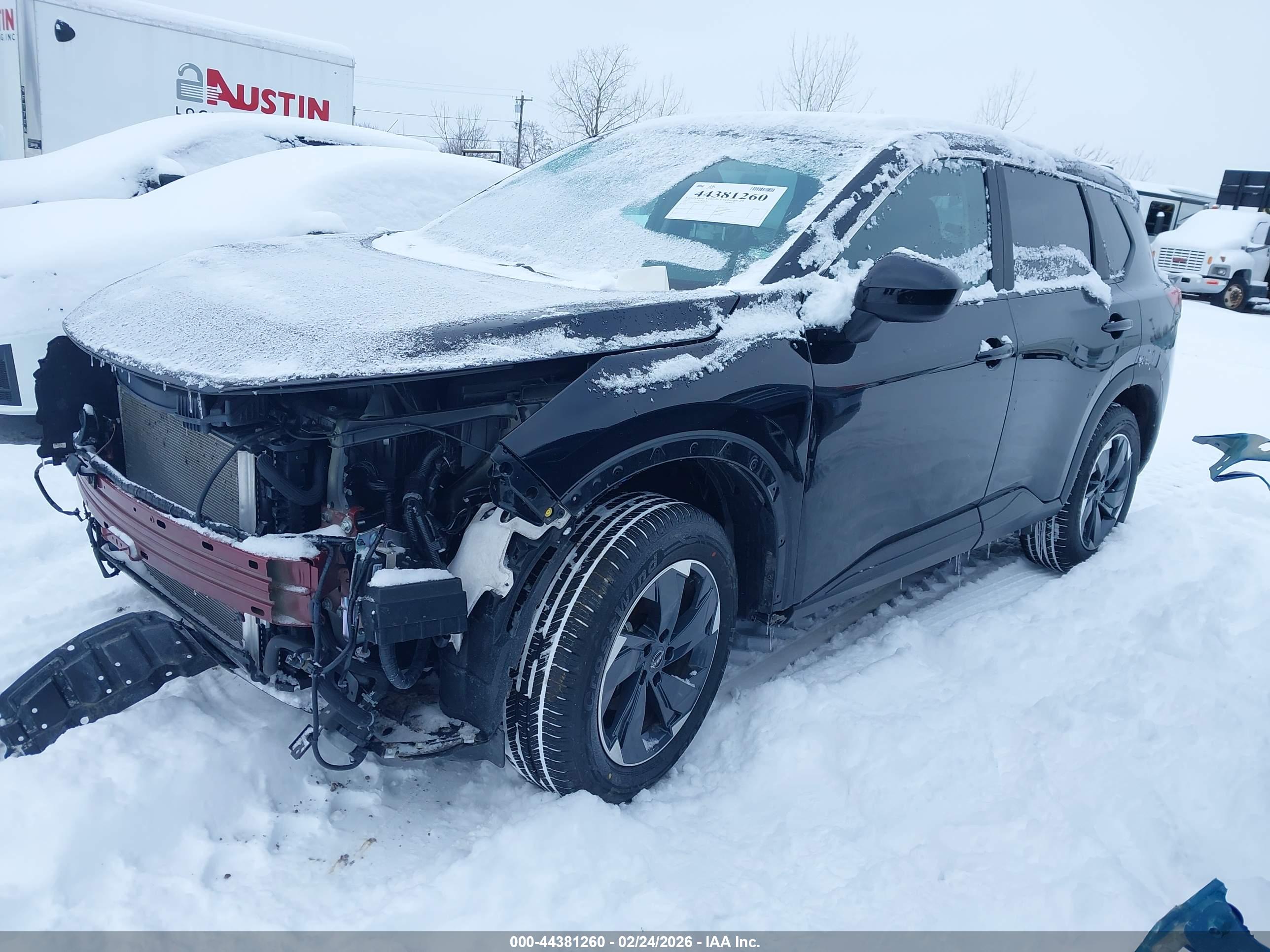 NISSAN ROGUE image 2