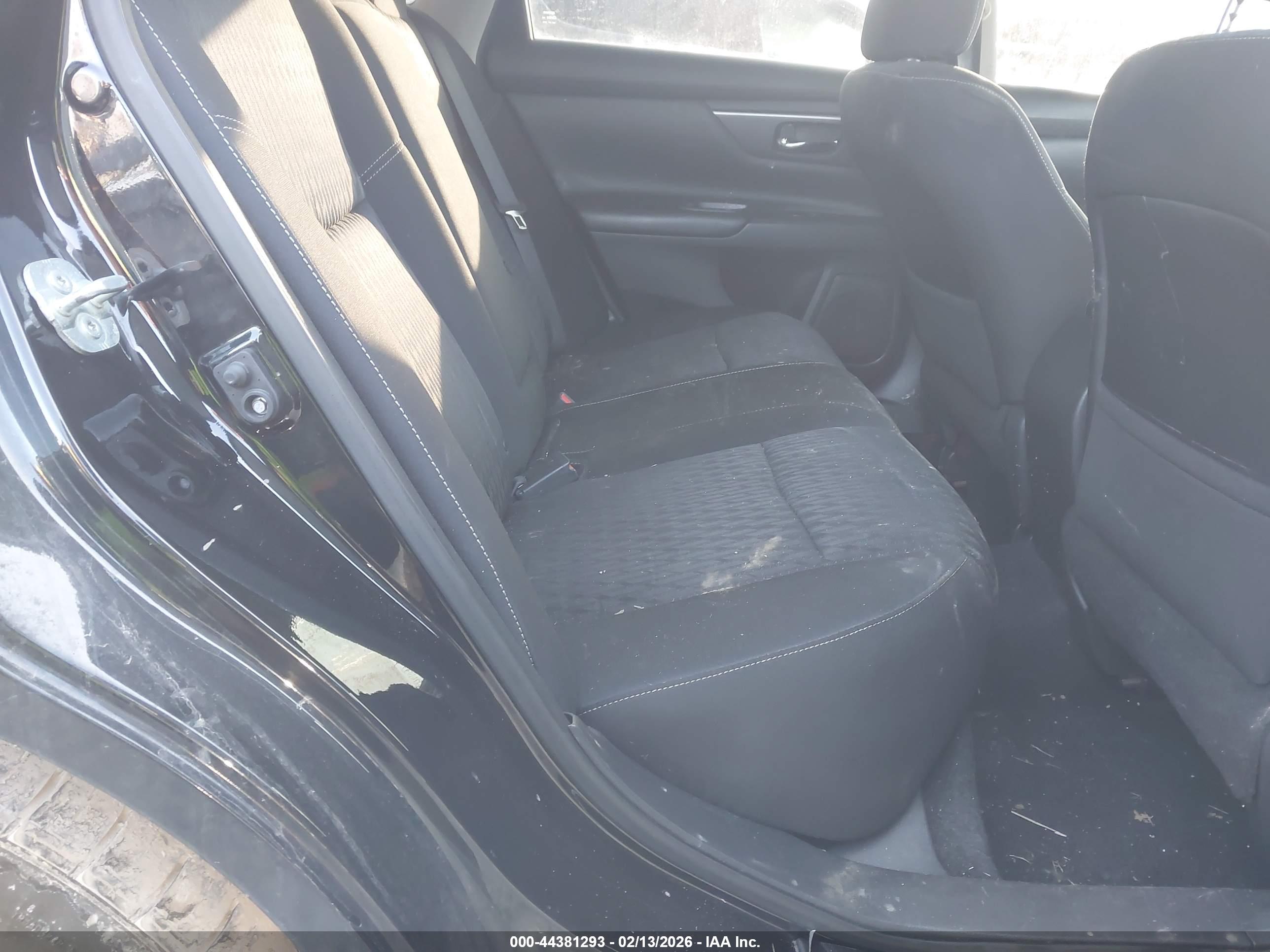 NISSAN ALTIMA image 8