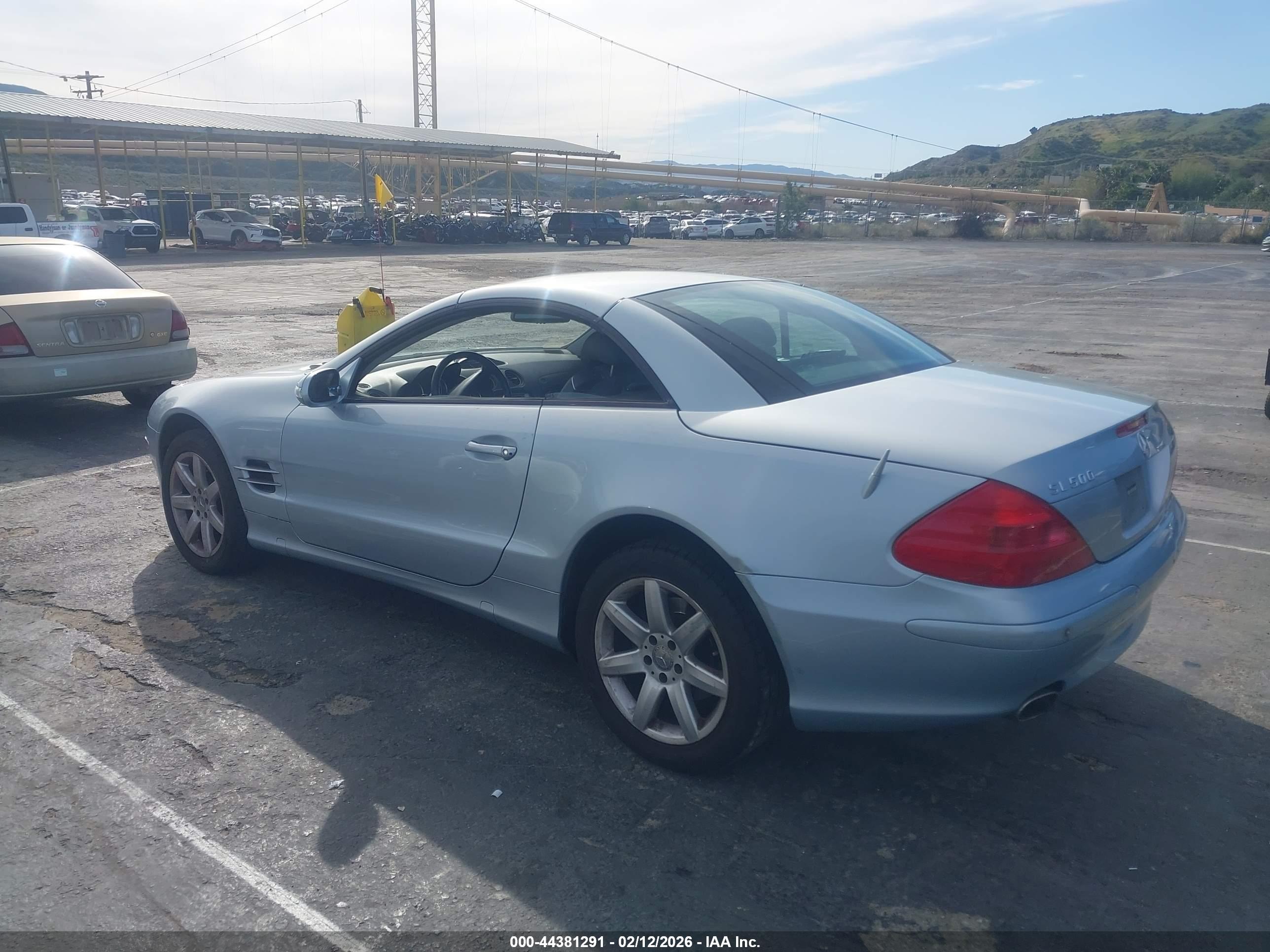MERCEDES-BENZ SL image 3