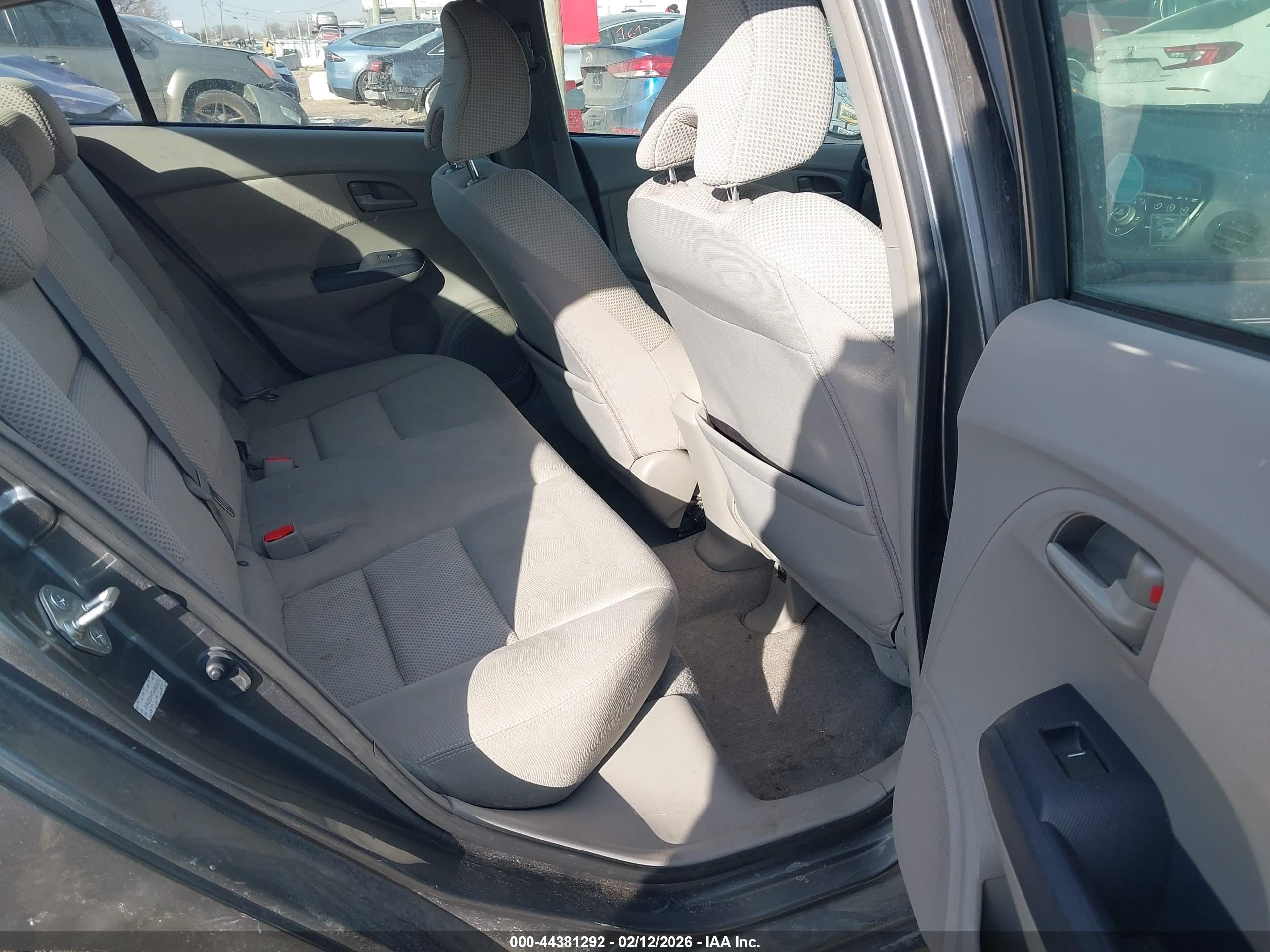 HONDA INSIGHT image 8