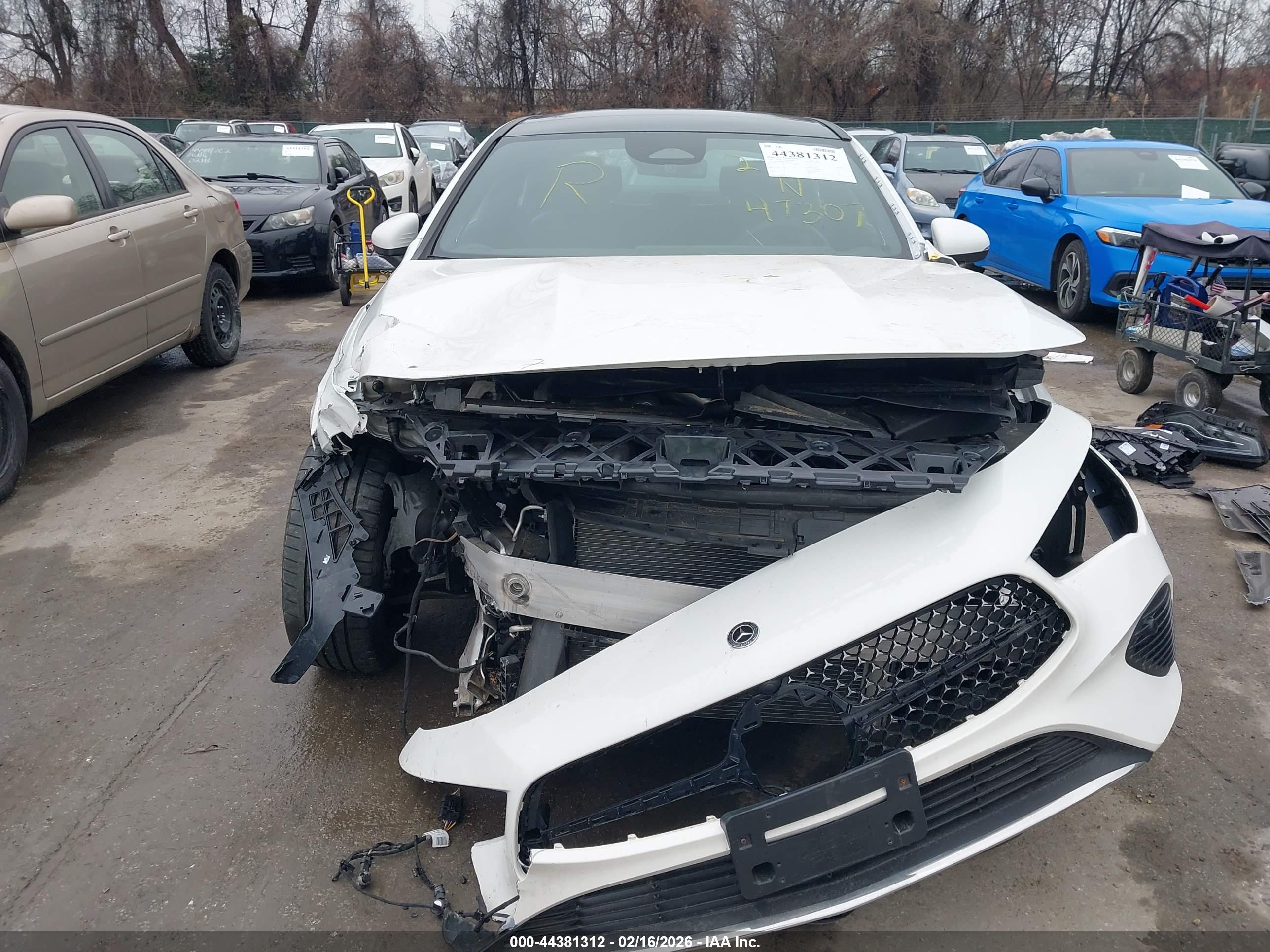 MERCEDES-BENZ CLA image 6