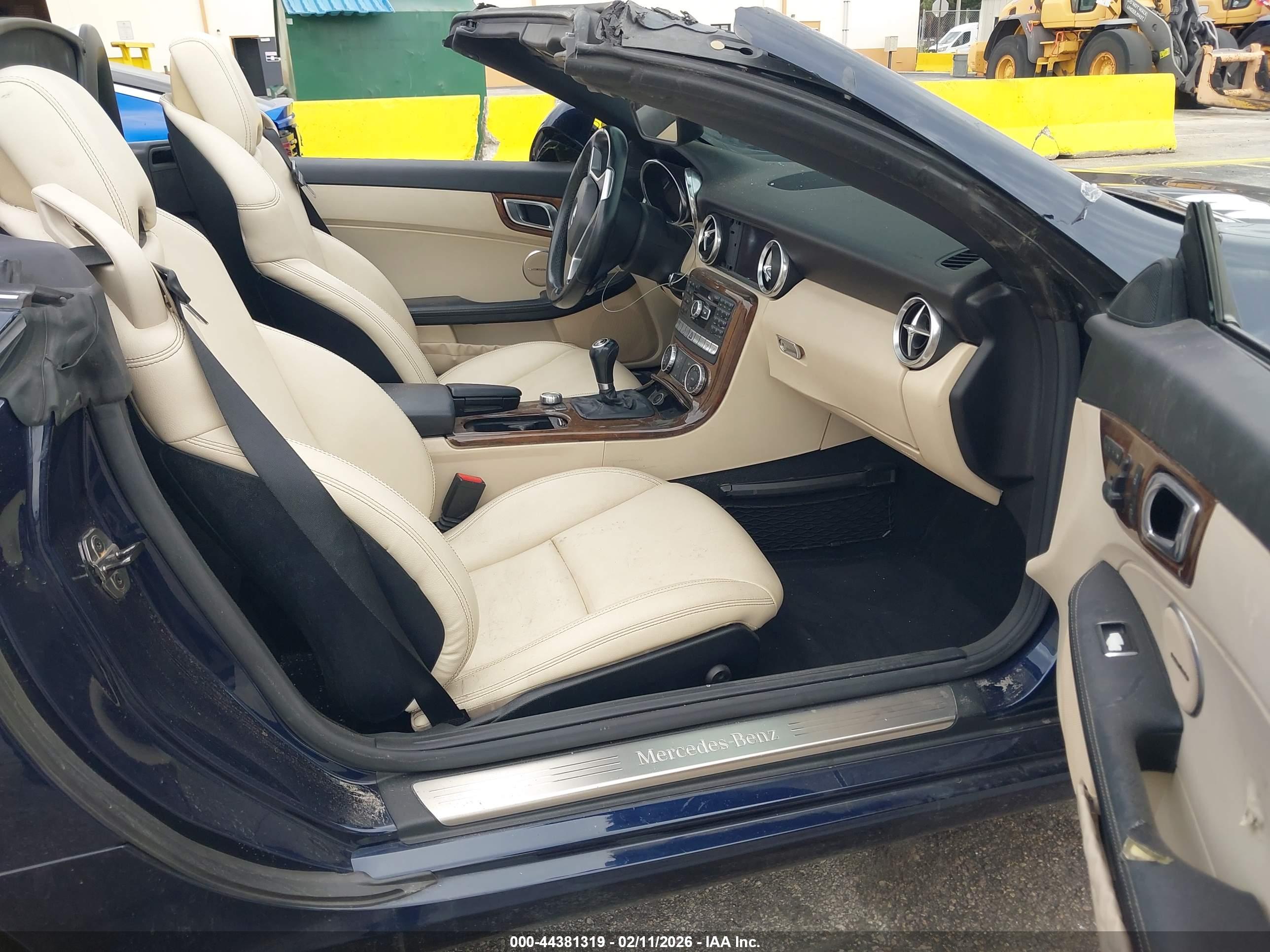 MERCEDES-BENZ SLK image 5