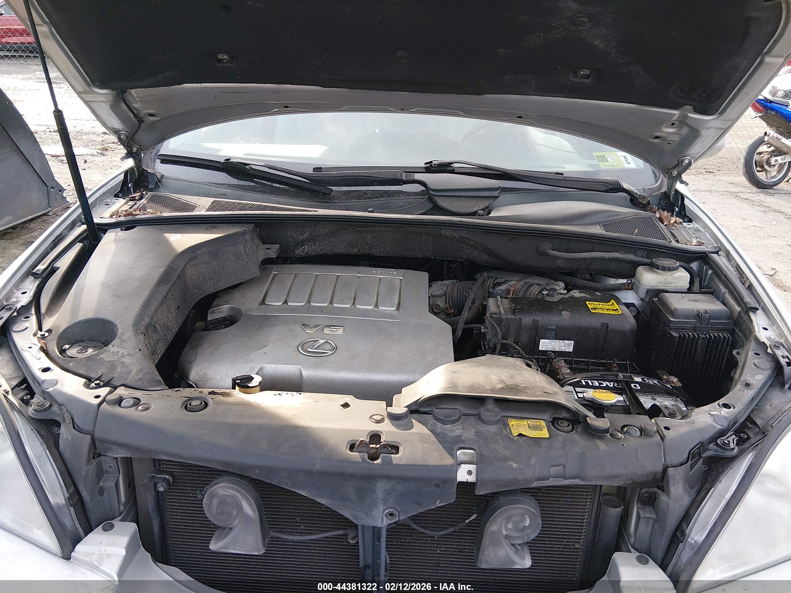 LEXUS RX image 10