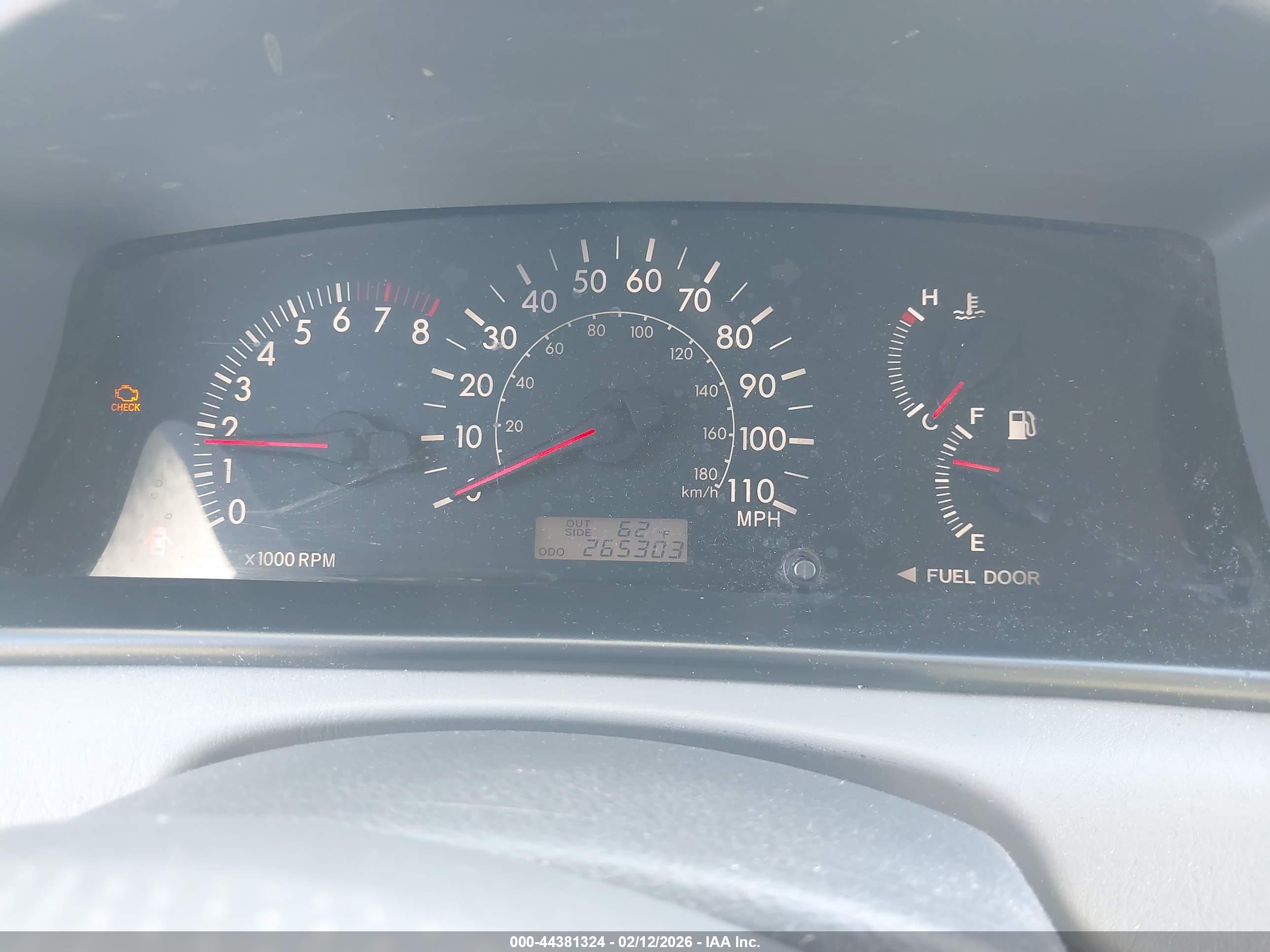 TOYOTA COROLLA image 7