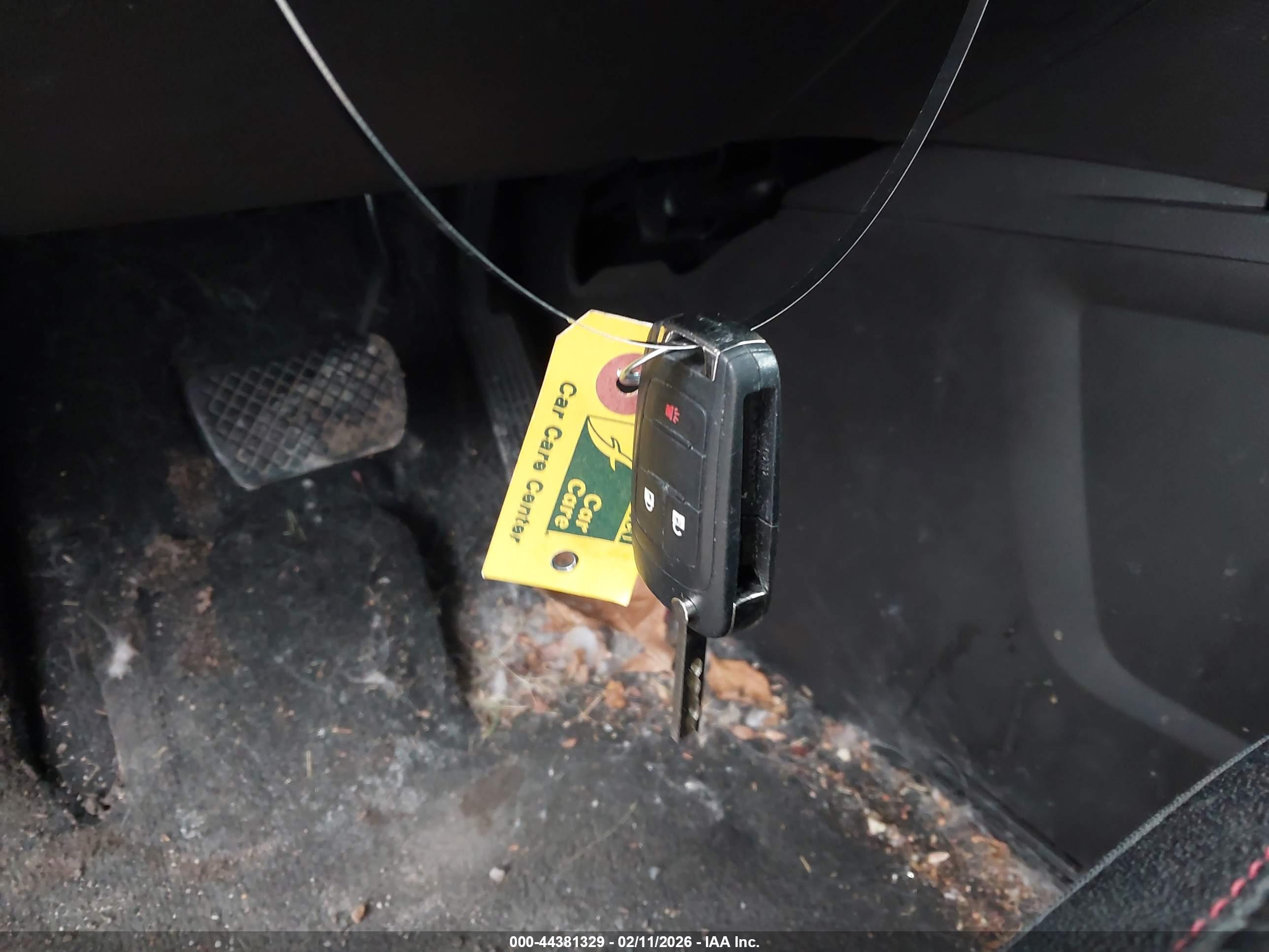 CHEVROLET EQUINOX image 11