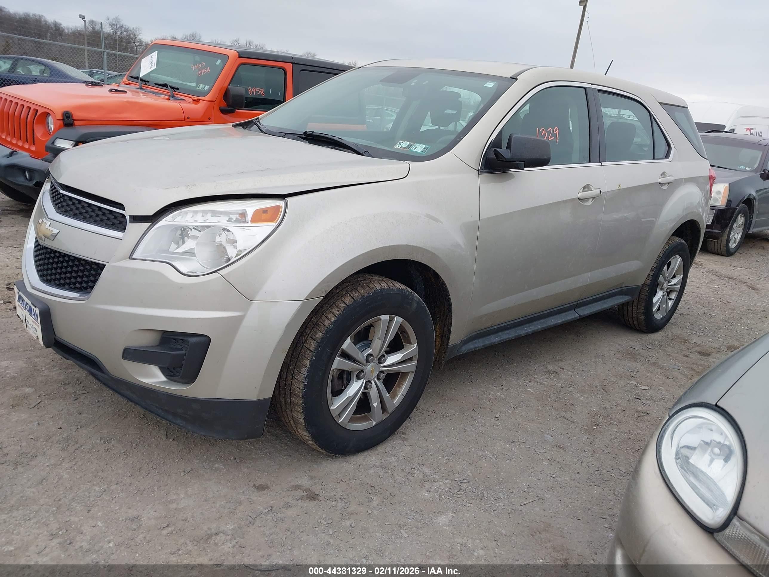 CHEVROLET EQUINOX image 2