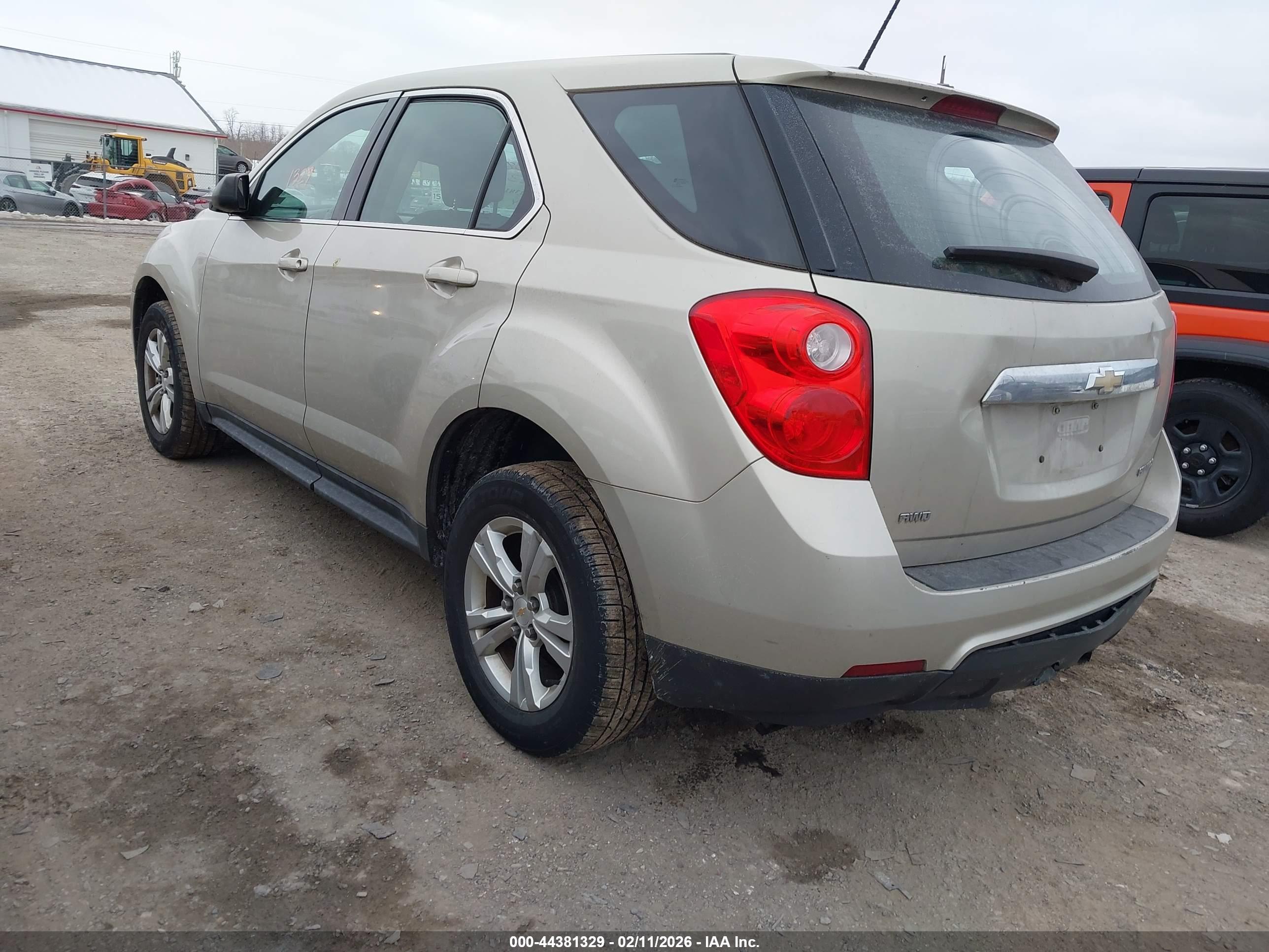 CHEVROLET EQUINOX image 3