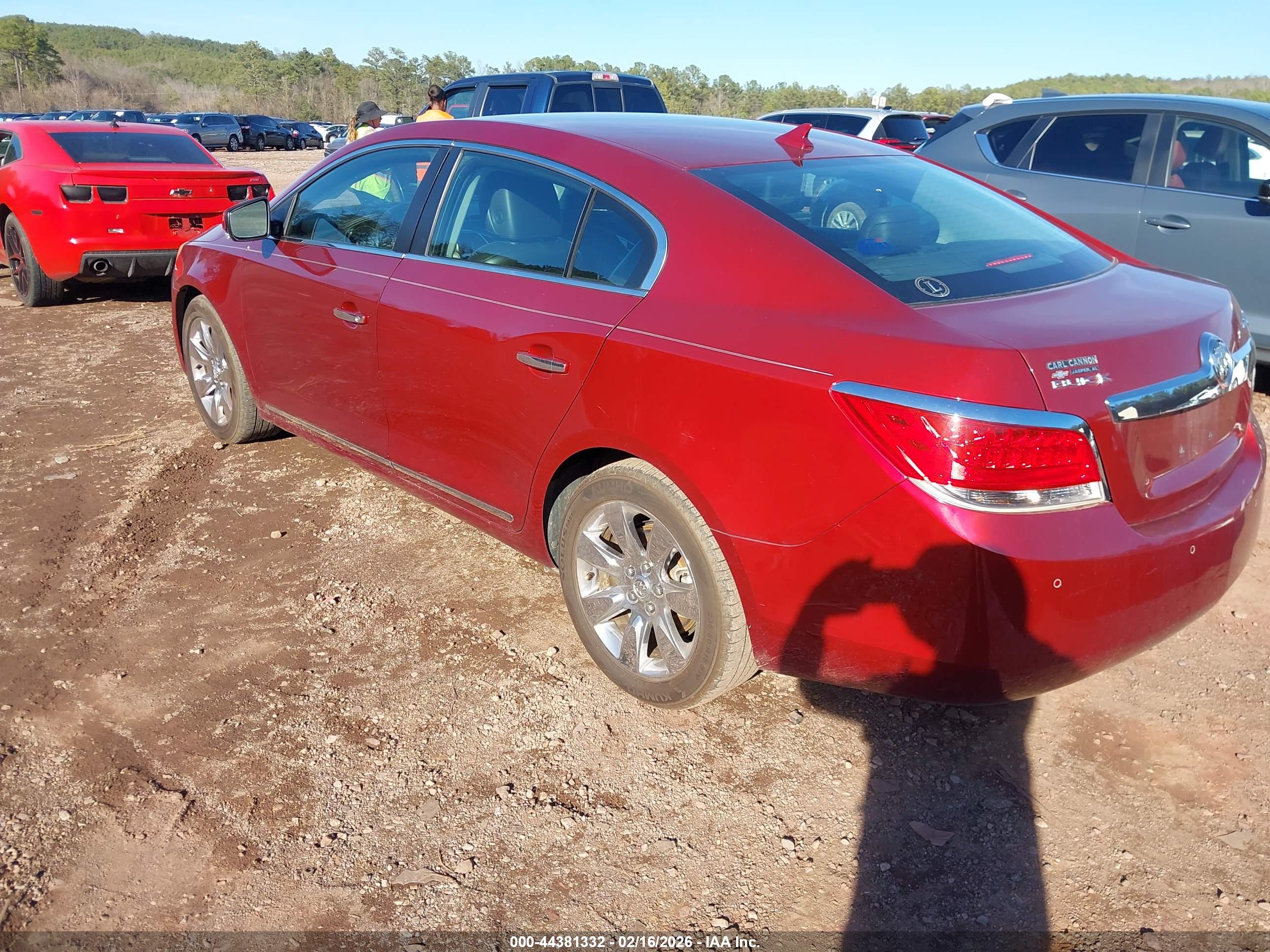 BUICK LACROSSE image 3