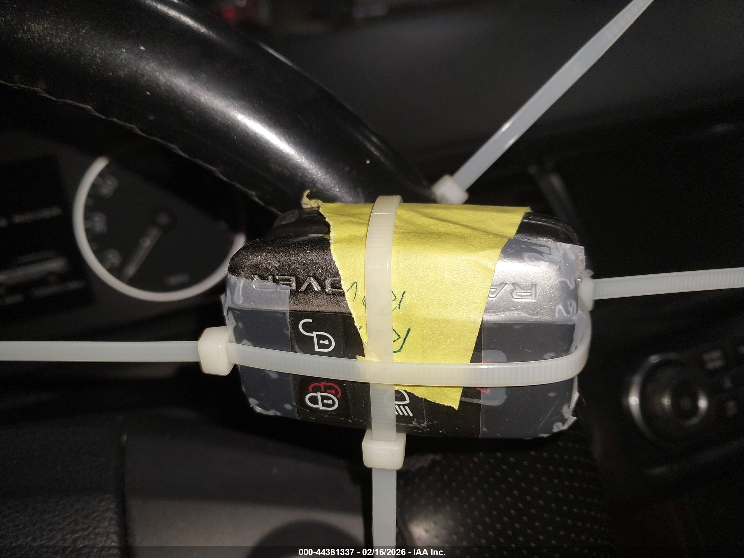LAND ROVER image 11