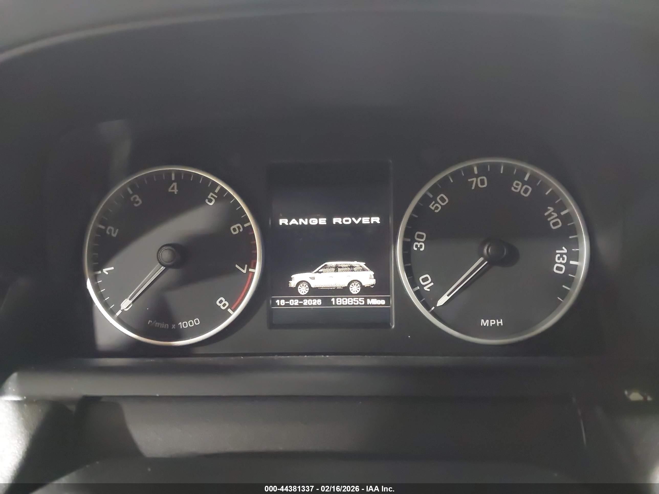 LAND ROVER image 7