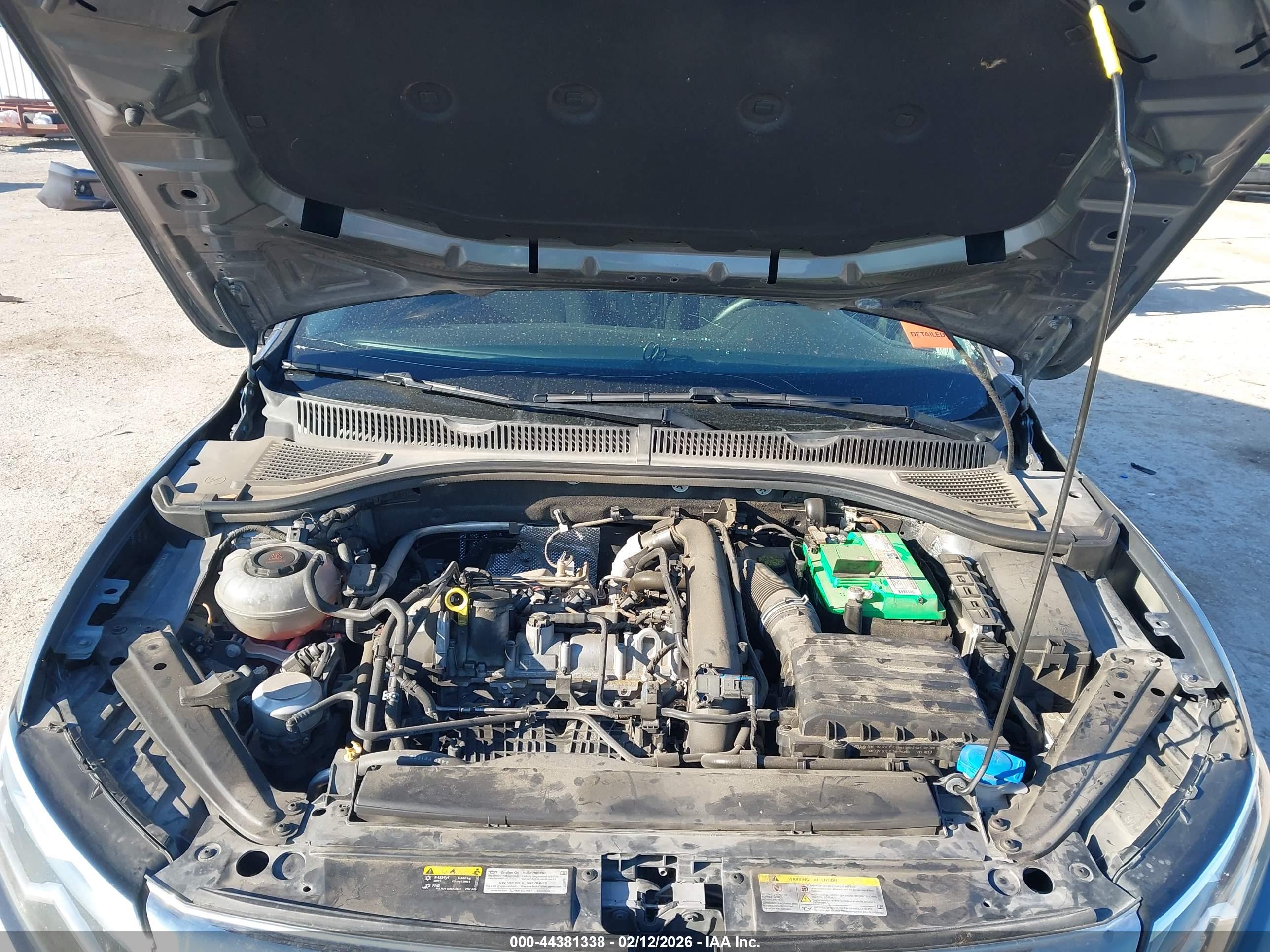 VOLKSWAGEN JETTA image 10