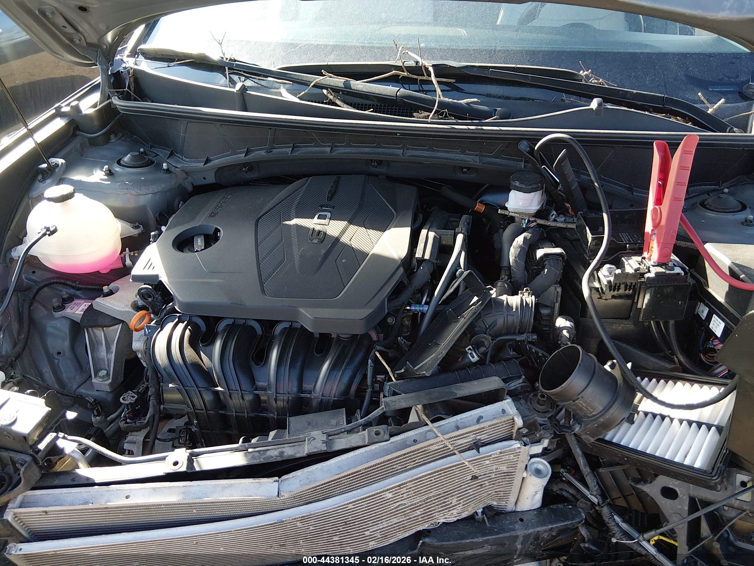HYUNDAI TUCSON image 10