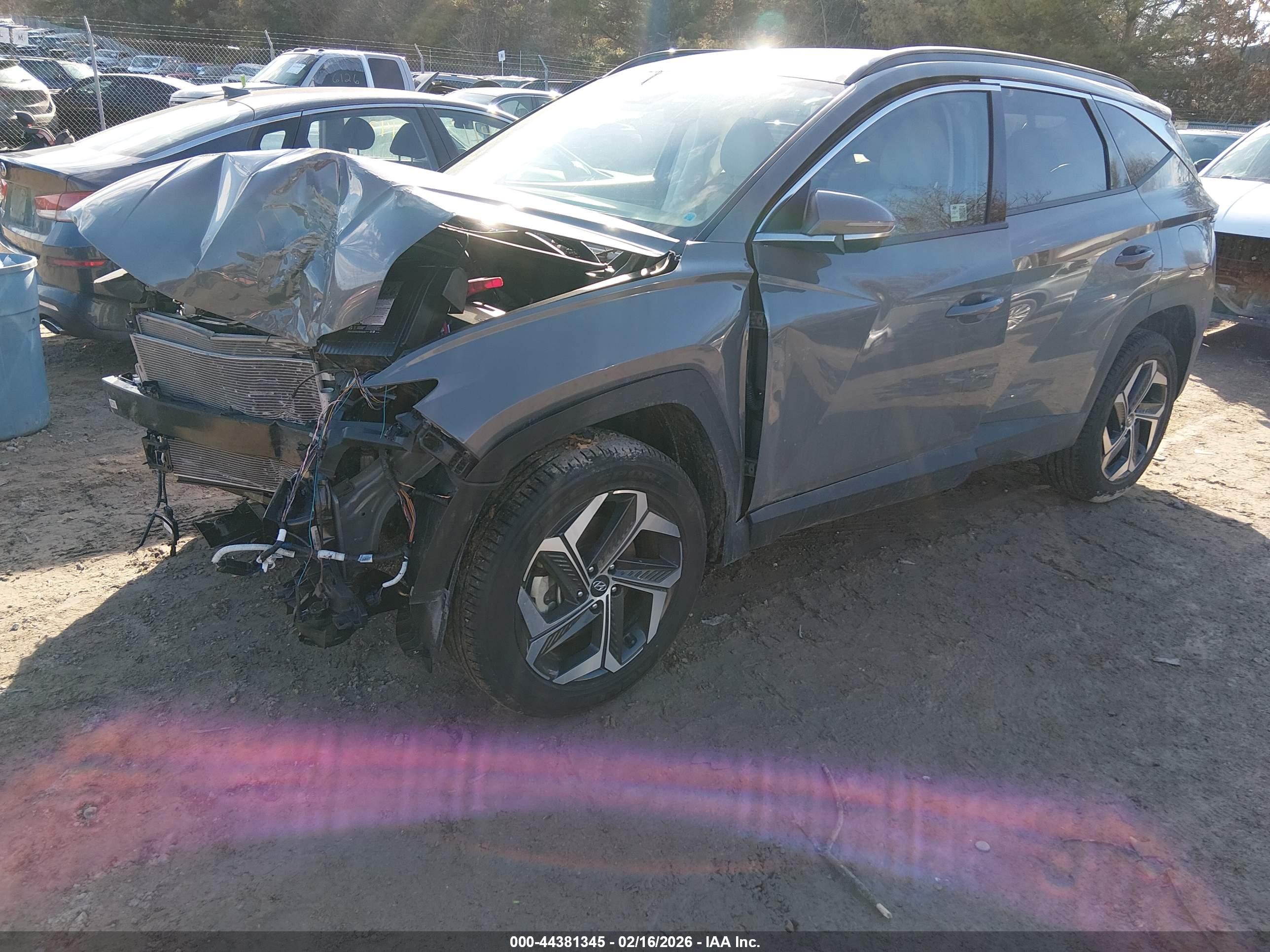 HYUNDAI TUCSON image 2